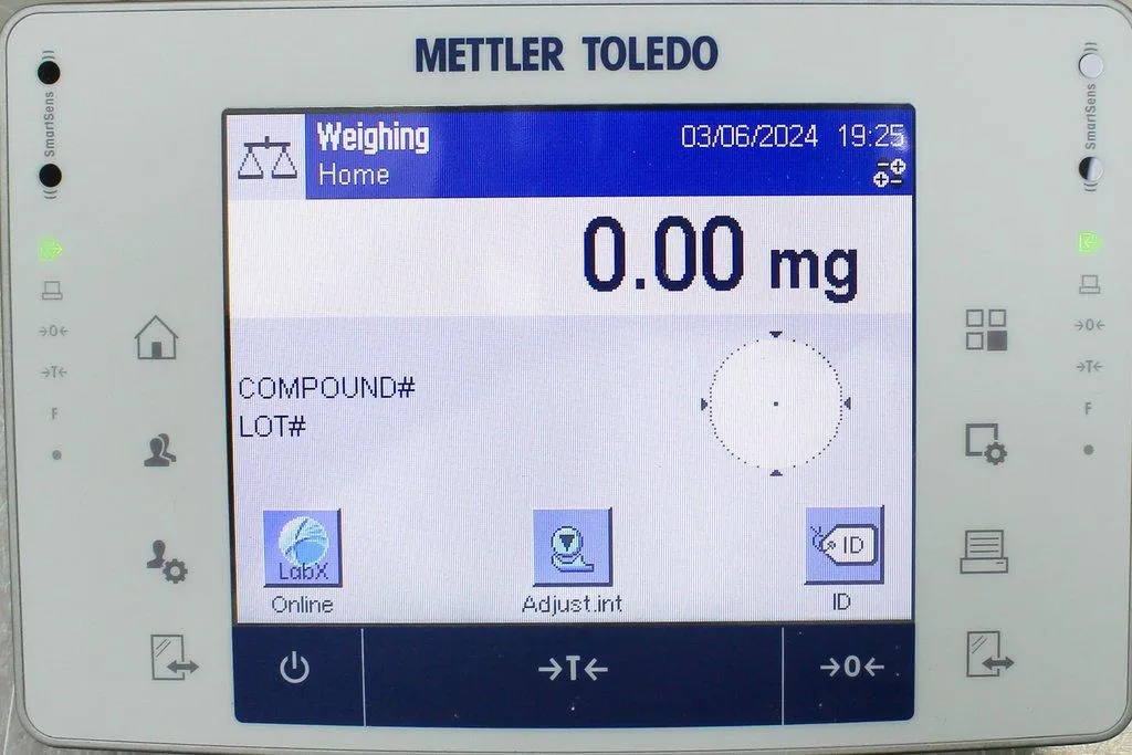 Mettler XPE205 Balance Analytical 220g Capacity/0.01mg Readability