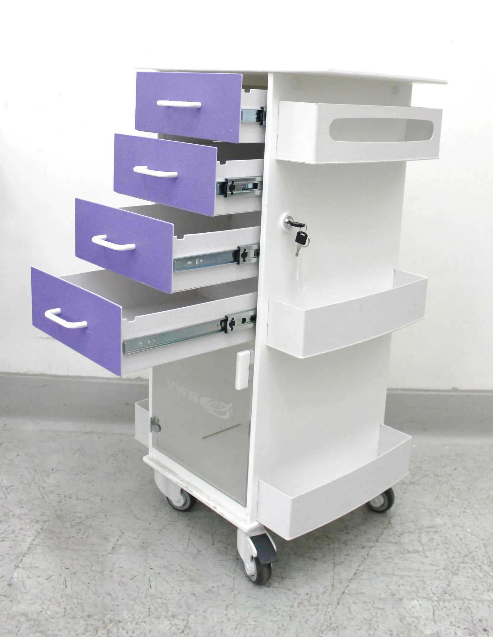 VWR MRI Core DX Lab Cart HDPE