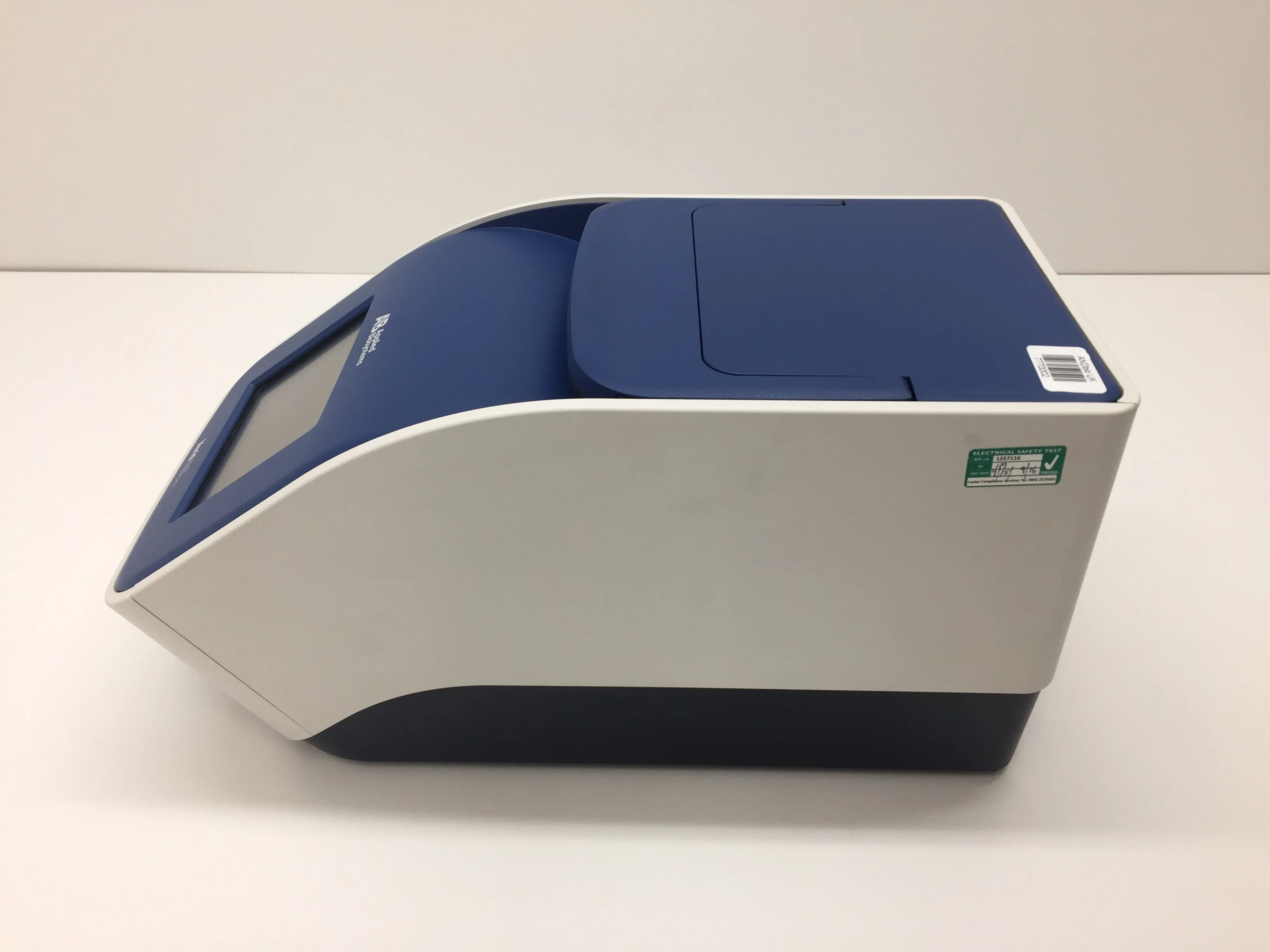Applied Biosystems Veriti 60 Well Thermal Cycler