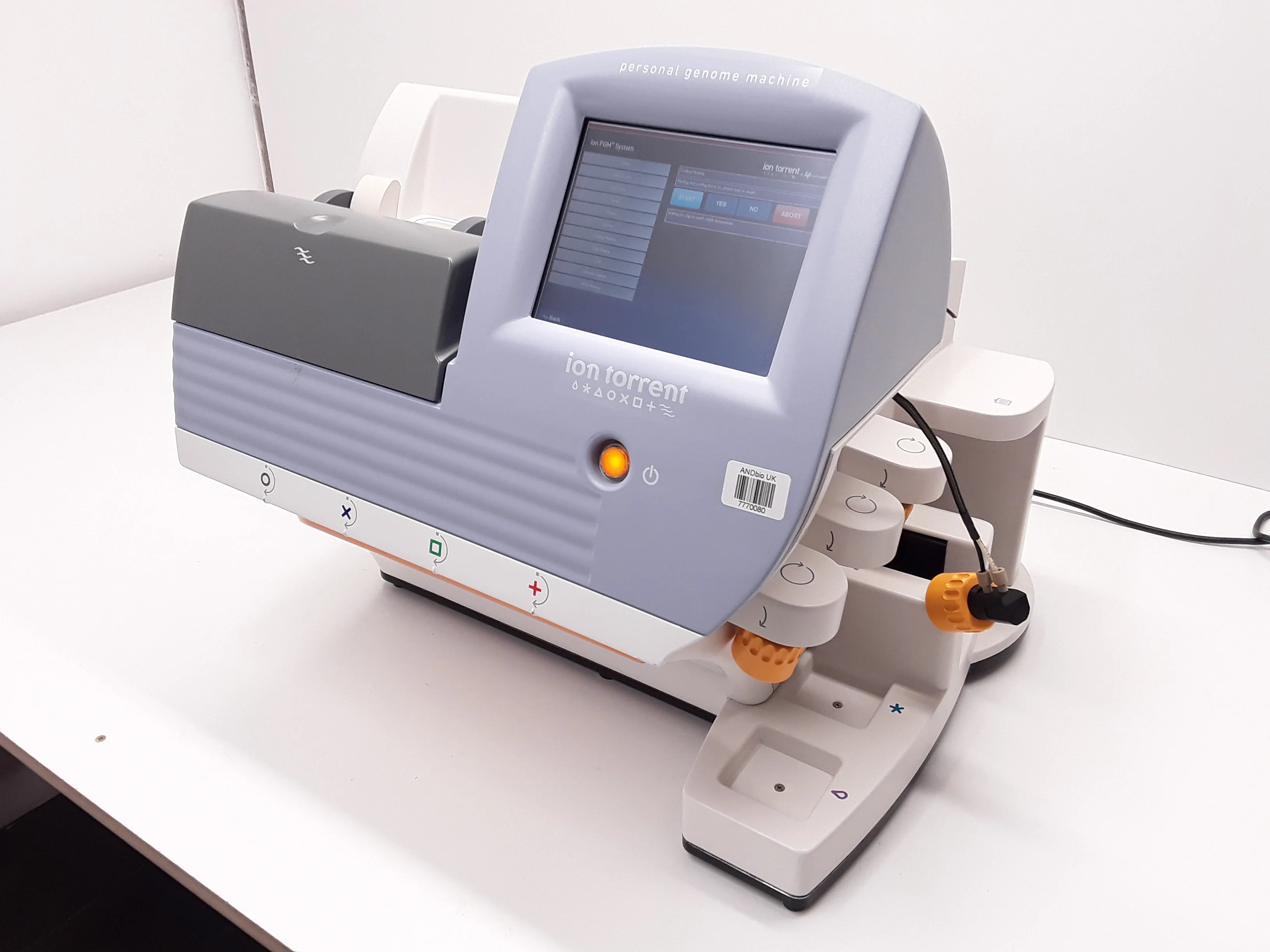 Ion Torrent Life Technologies 508-U001 Personal Genome Machine DNA Sequencer