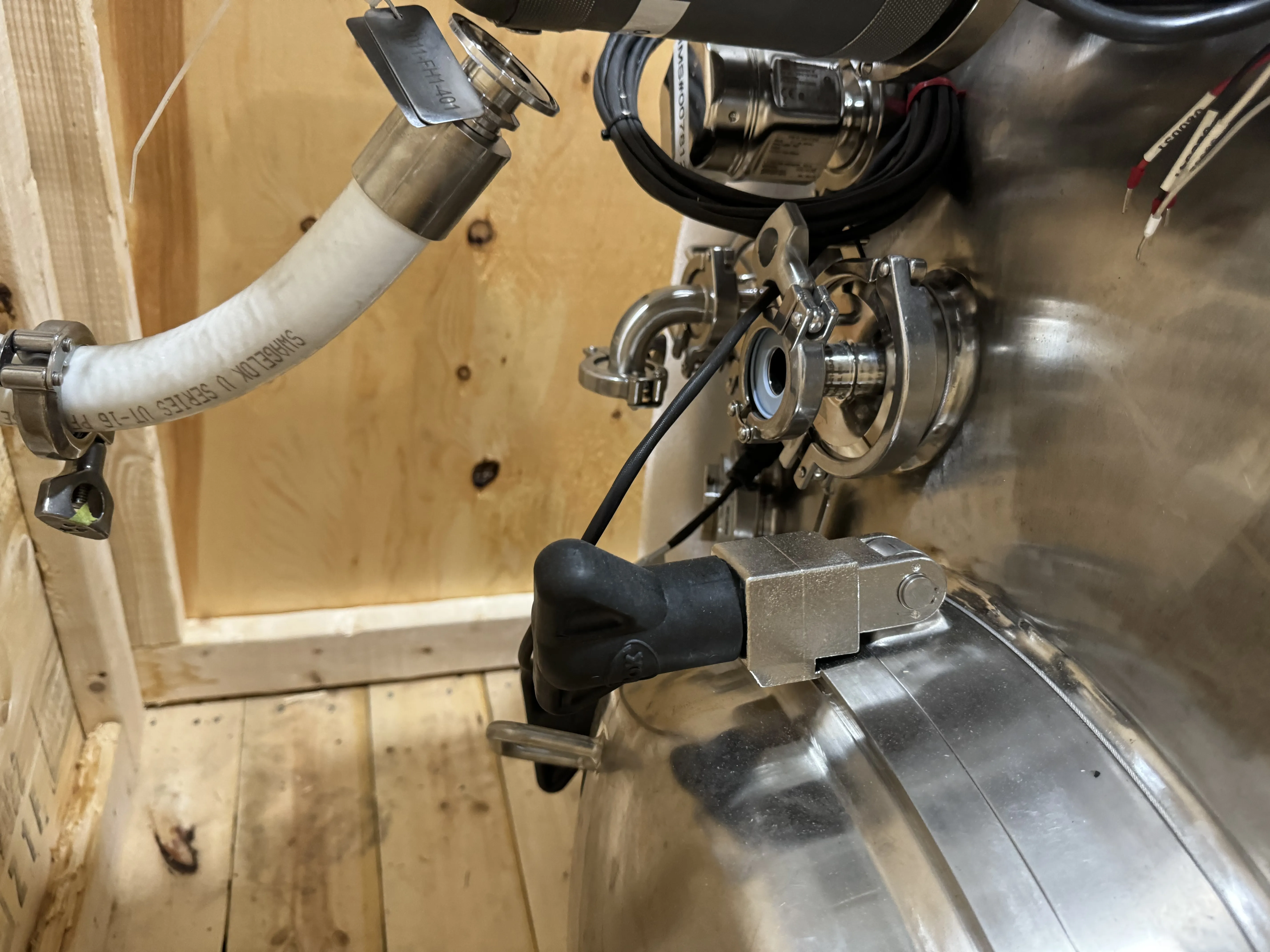 Custom 1000L Mixer Tank