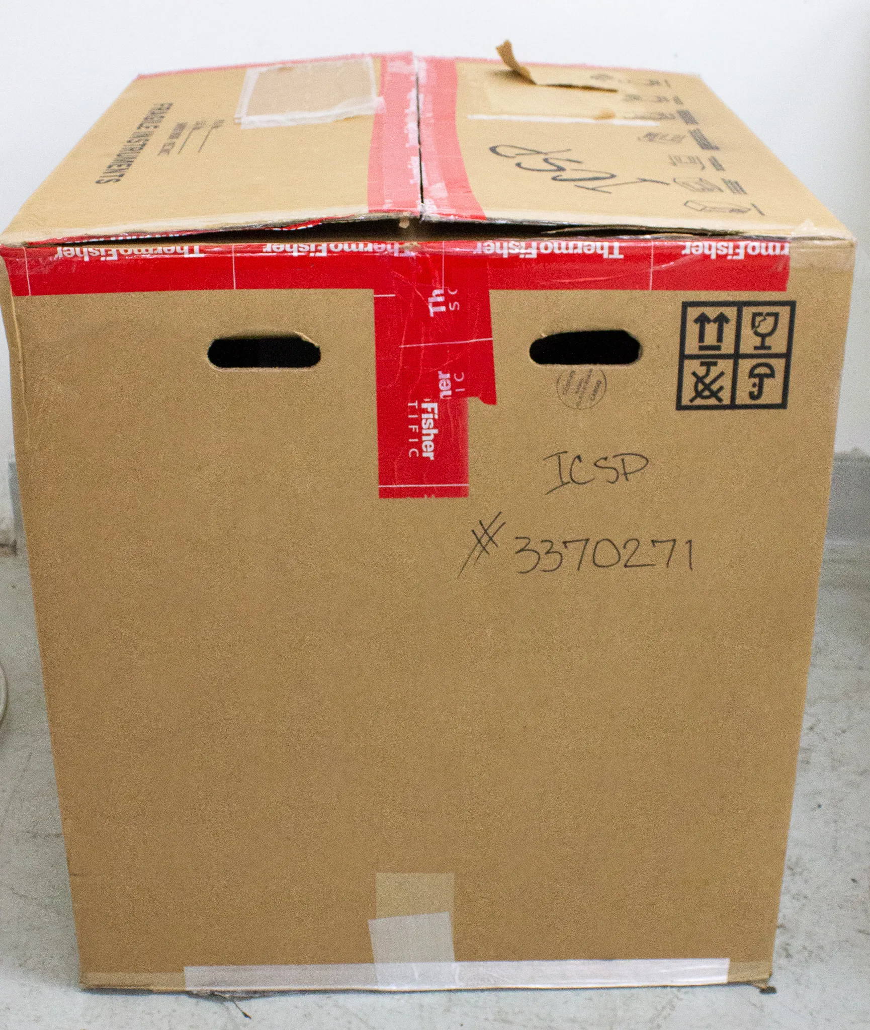 Thermo Dionex AS-AP Autosampler P/N 074925 HPLC / FPLC / GC / CE Auto Sampler Unit
