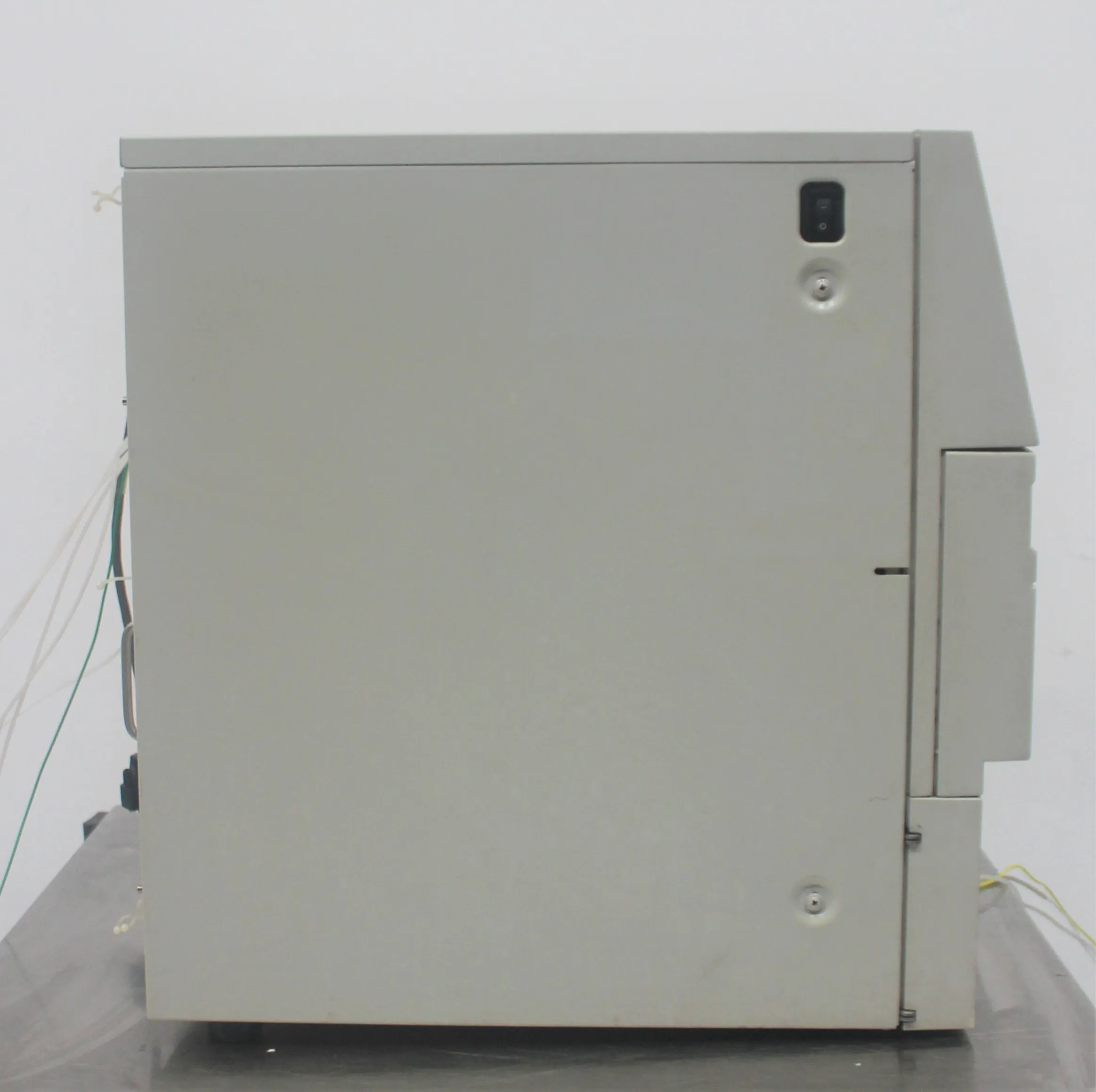 Waters Alliance 2695 Separations Module HPLC / FPLC / GC / CE 240V Class 2 Used 30-Day Warranty