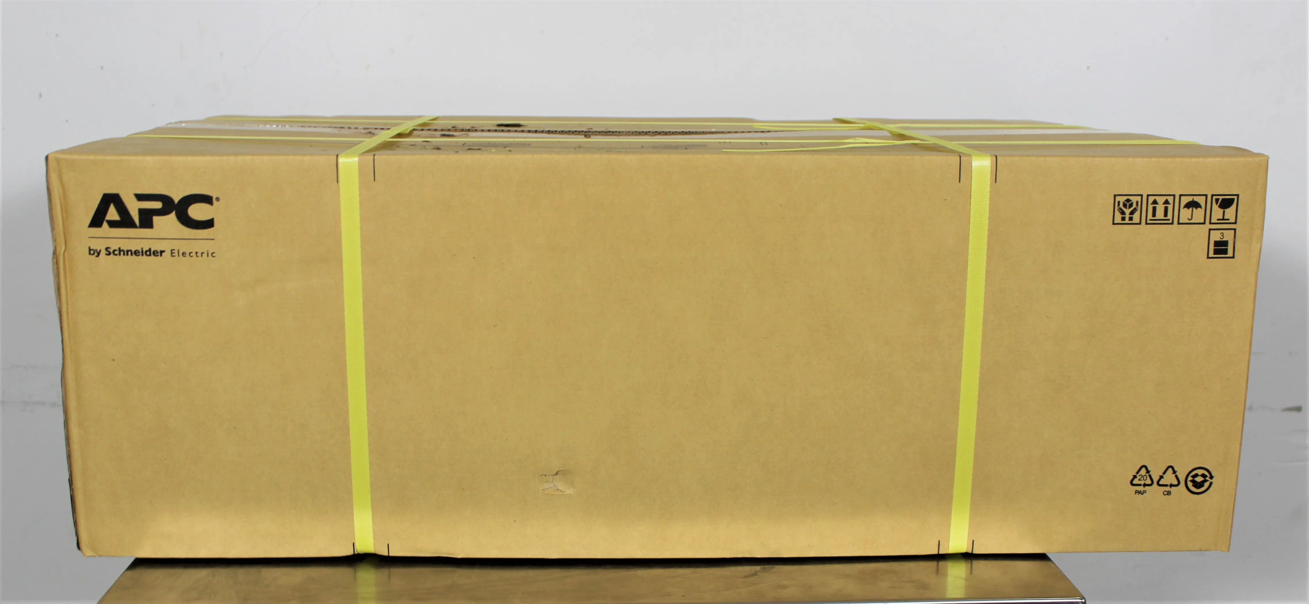 APC SRT5KRMXLT Power Supply - UPS