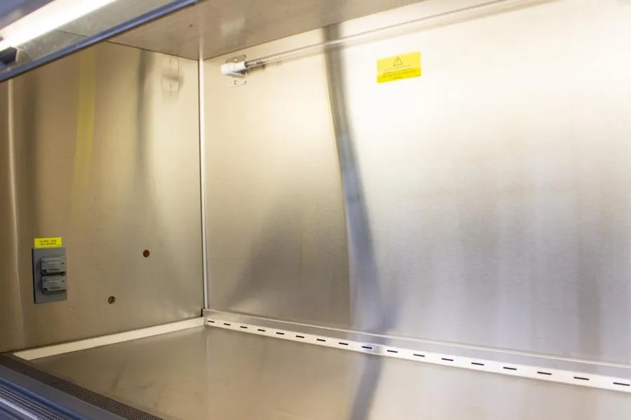 Baker SterilGARD e3 Class II Type A2 Biological Safety Cabinet SG404