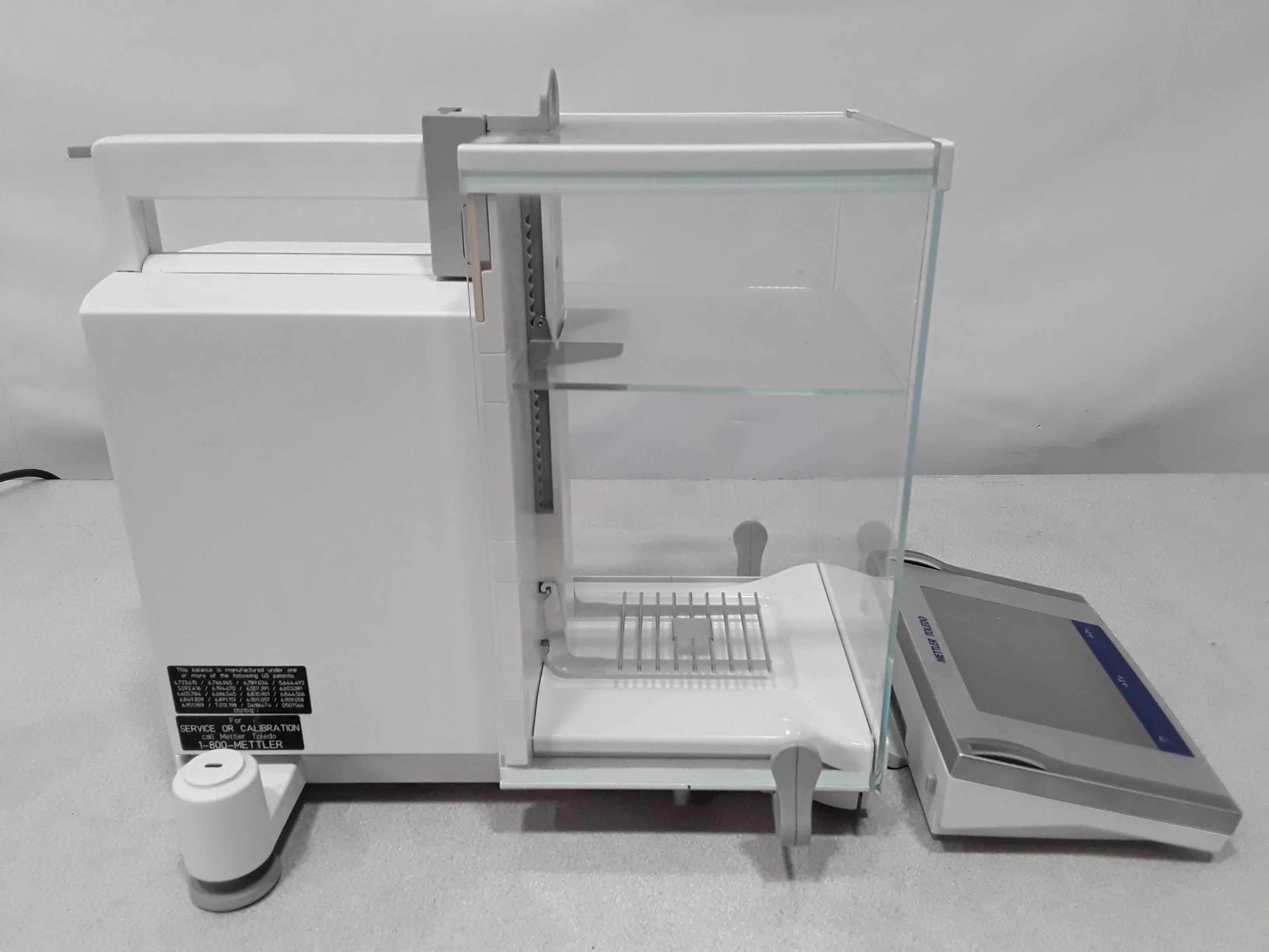 Mettler-Toledo XP204 Analytical Balance 220g/0.1mg SmartSens SmartGrid SmartScreen ProFACT