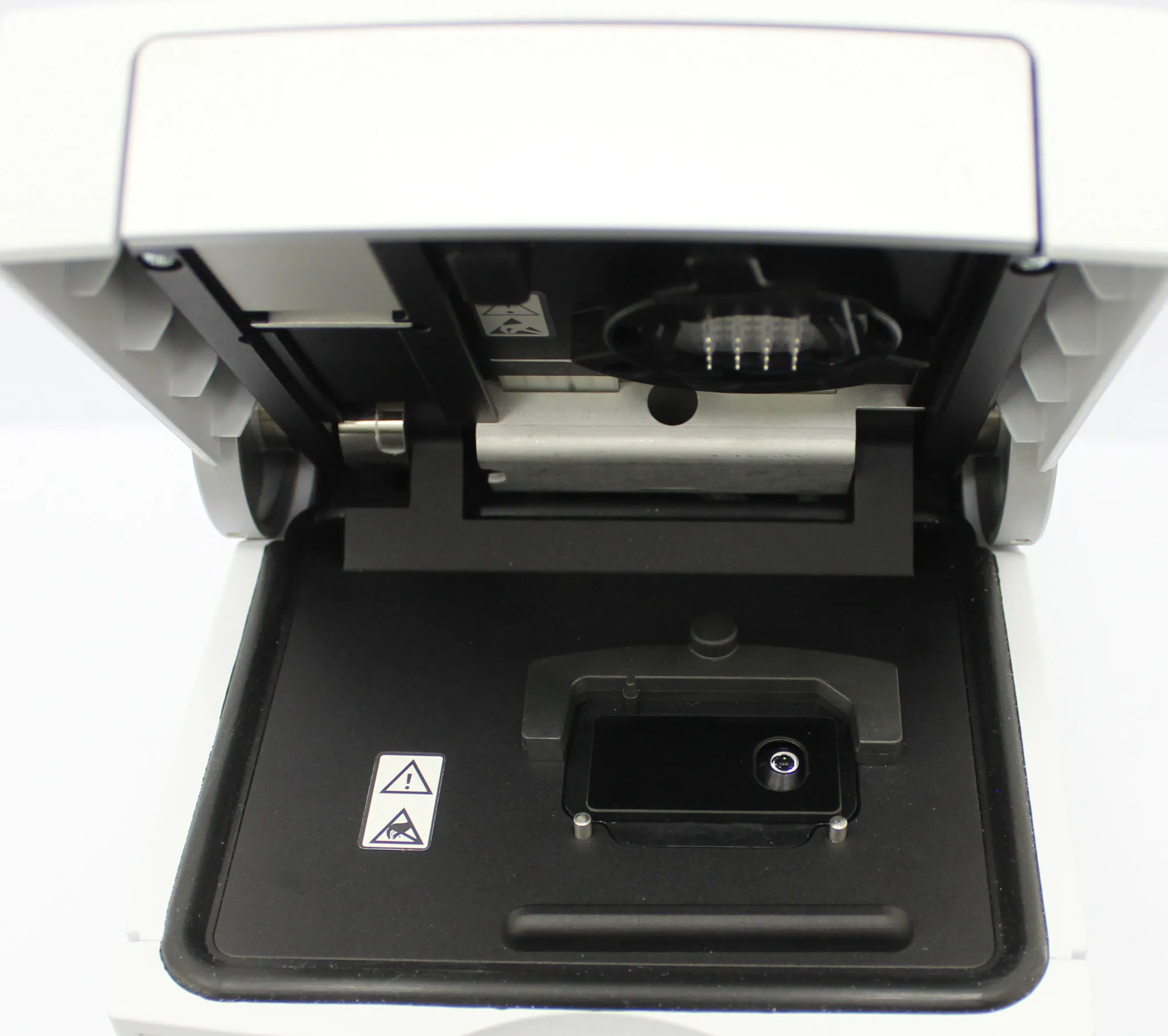 Agilent 2100 Bioanalyzer Instrument G2939B