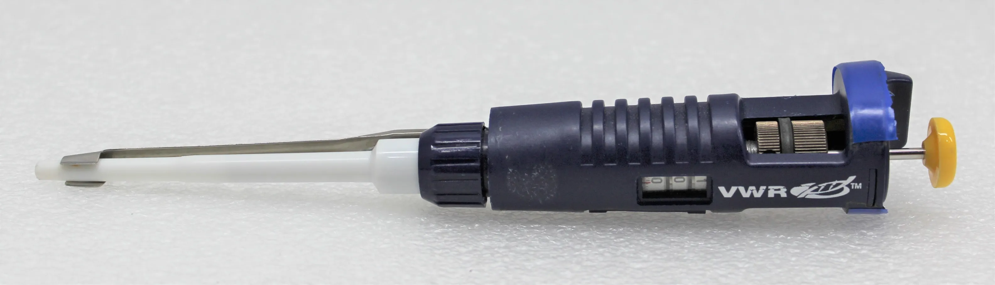 VWR Single Channel Pipette 20-200uL Liquid Handling Equipment