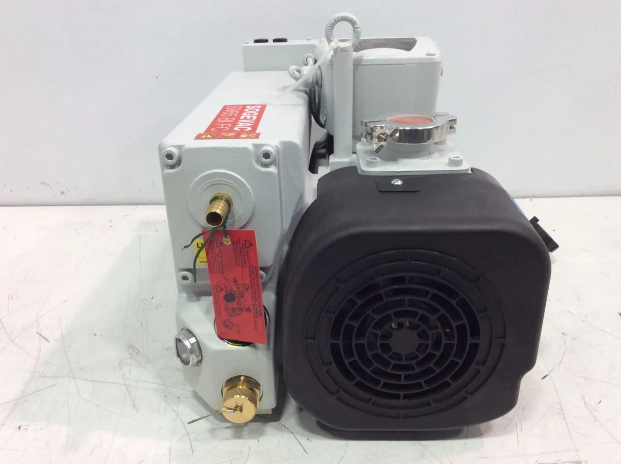 Sogevac SV65 BI FC Single Stage Oil Sealed Rotary Vane Vacuum Pump 1.1 Torr