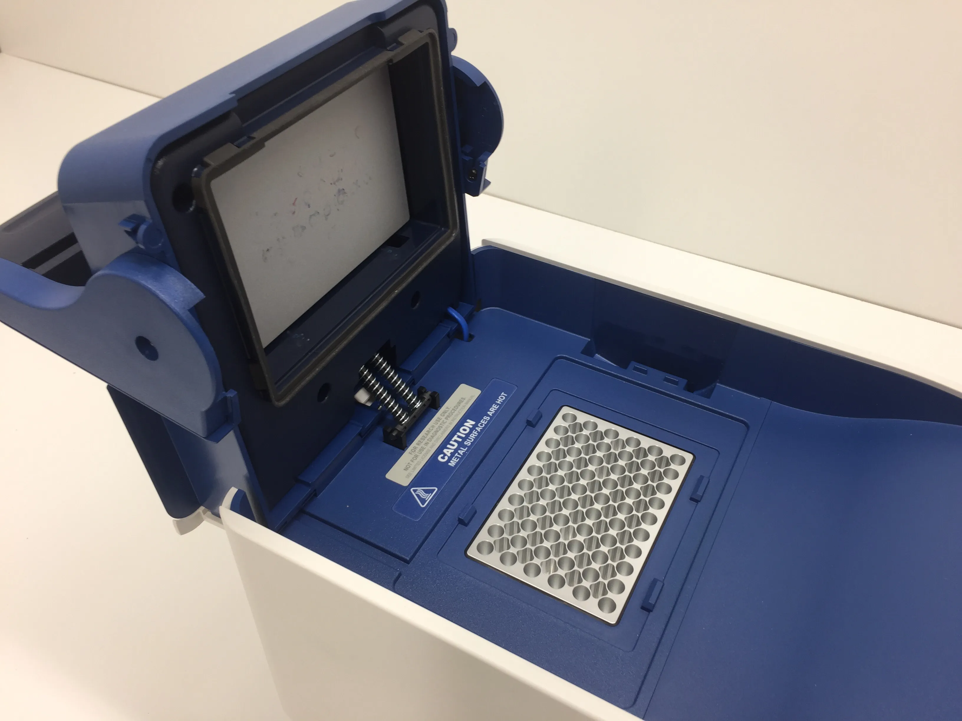 Applied Biosystems Veriti 60 Well Thermal Cycler