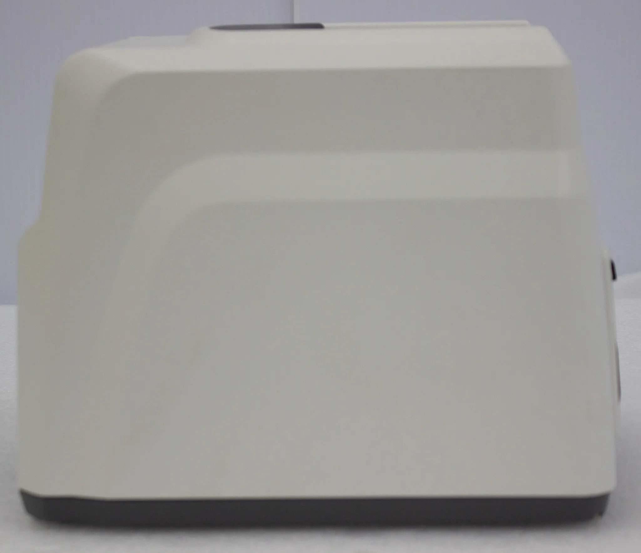Cole Parmer 07522-20 Peristaltic Pump with 600 RPM Digital Drive