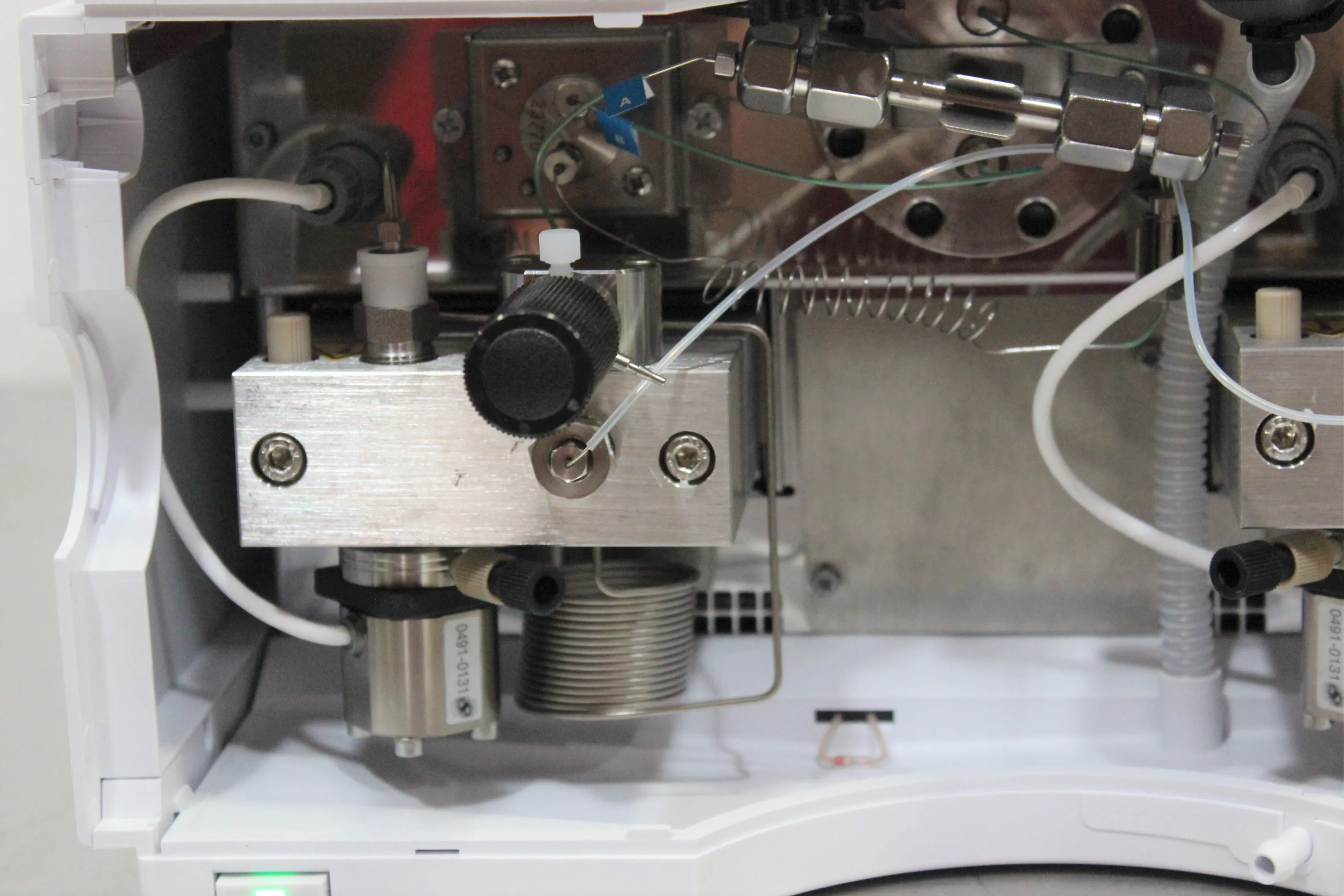 Agilent 1260 Infinity Binary Pump G1312B HPLC / FPLC / GC / CE
