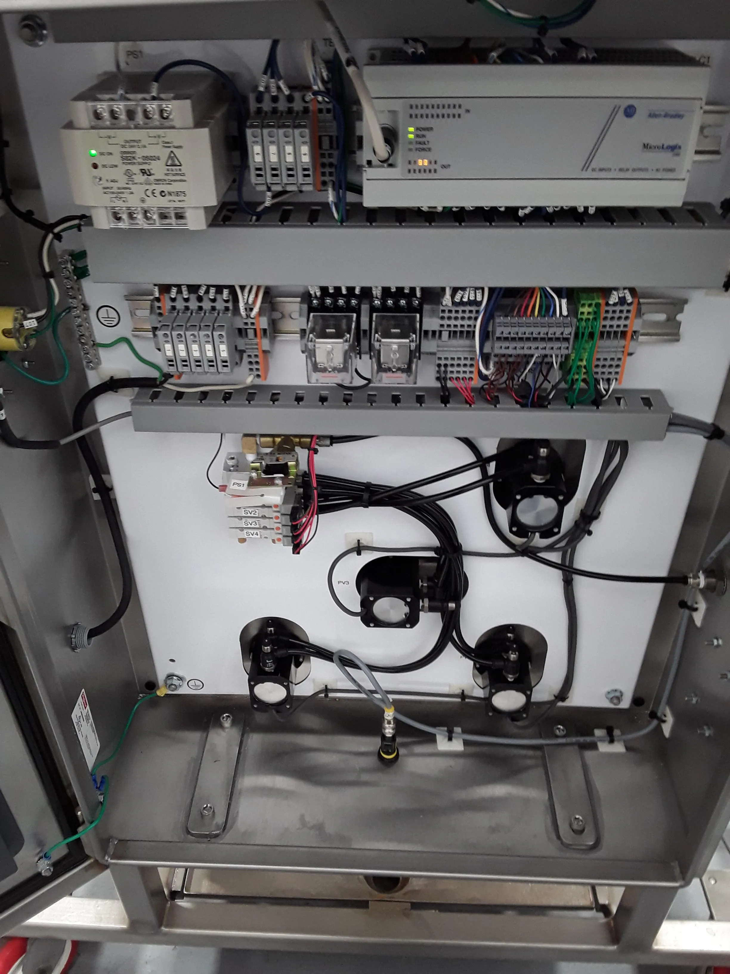 Gen-Probe Custom Fill Process Skid W/ 2 Watson Marlow 621 DI-R Pump - Used Lab Equipment