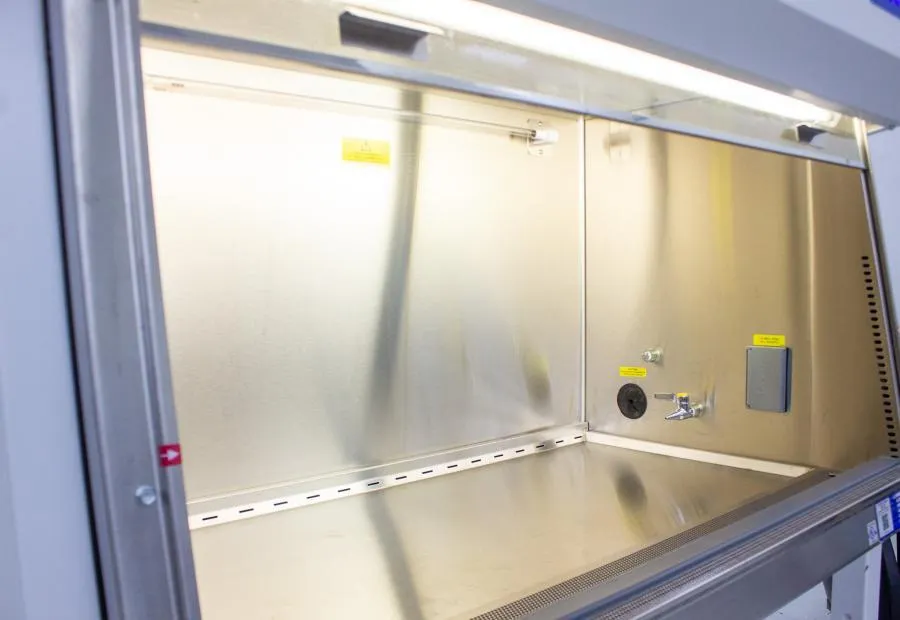 Baker SterilGARD e3 Class II Type A2 Biological Safety Cabinet SG404