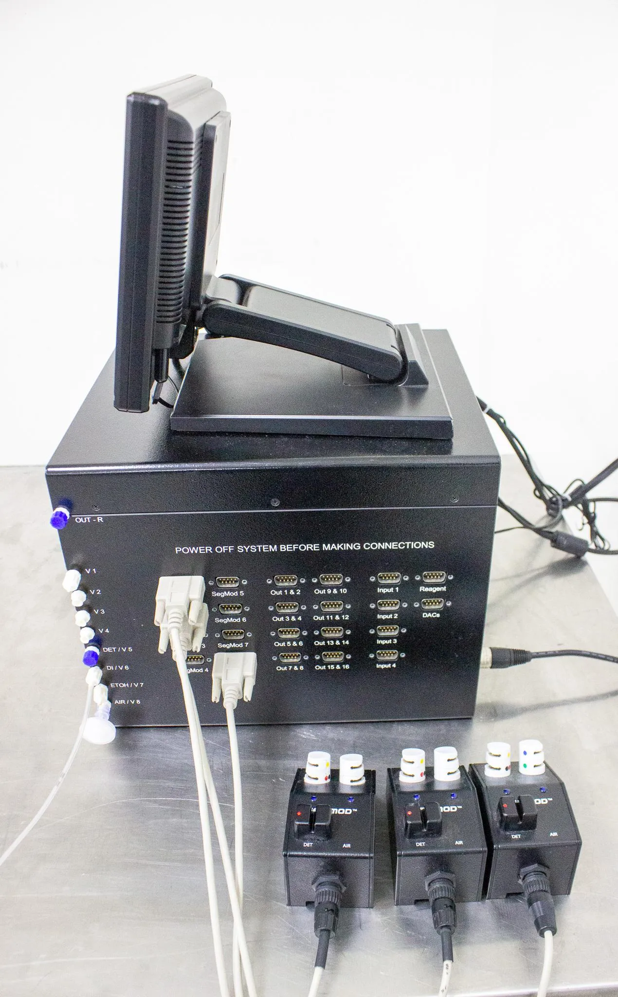 Flownamics Seg-Flow 4800 Automated Bioreactor Sampling System