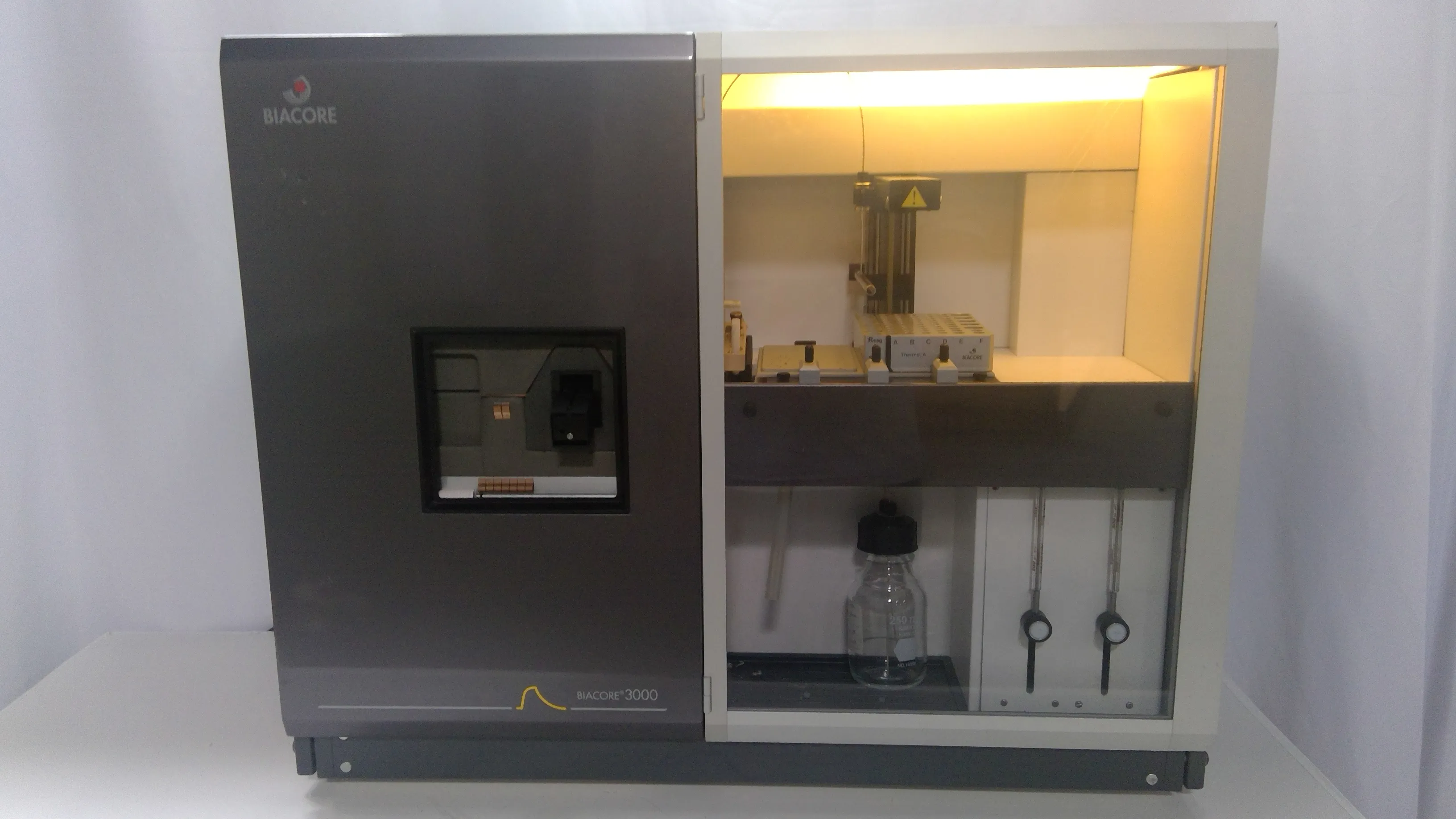 Biacore 3000 DNA Sequencer P (Poor) Used - Sold AS-IS missing components