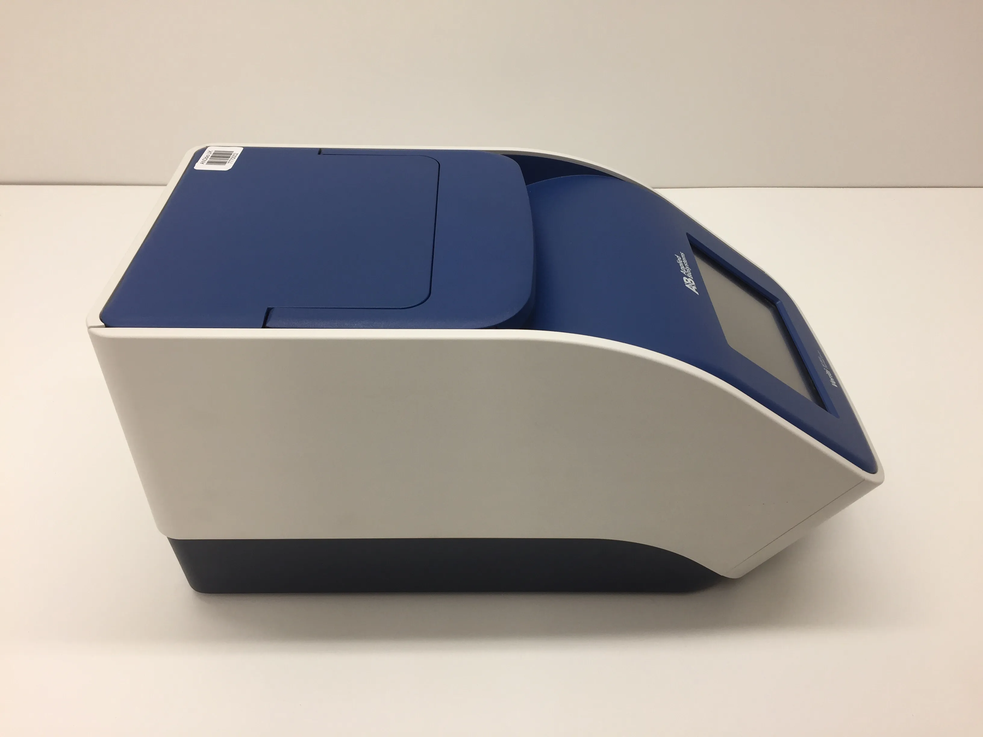 Applied Biosystems Veriti 60 Well Thermal Cycler