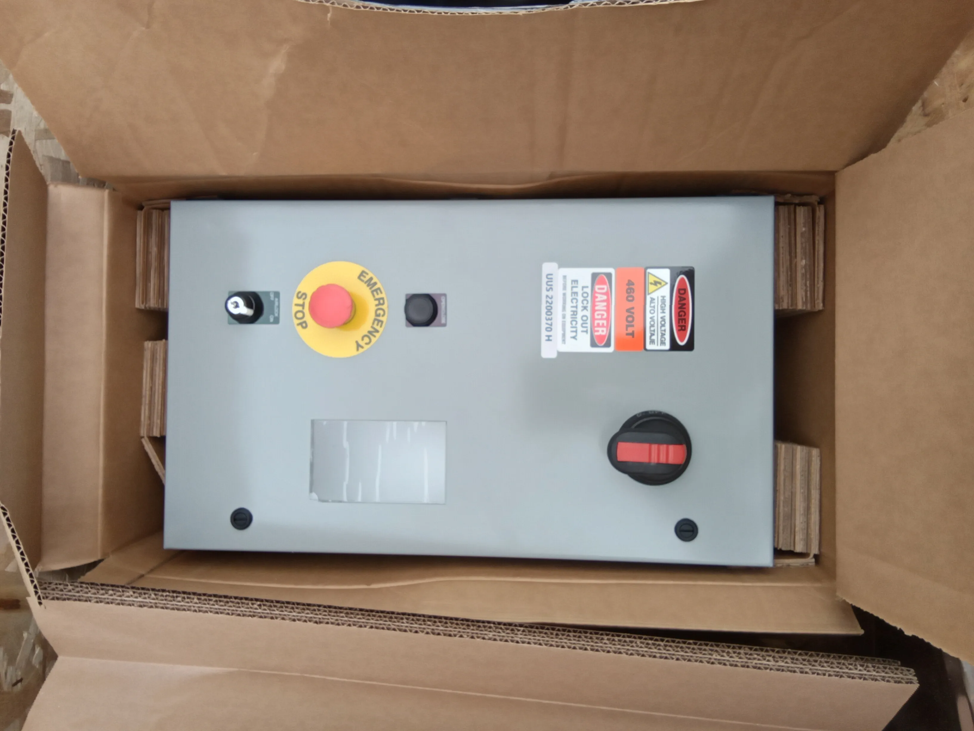 Dynaco D-313 STREAMLINE HIGH PERFORMANCE DOOR (for Indoors) (new in crate)