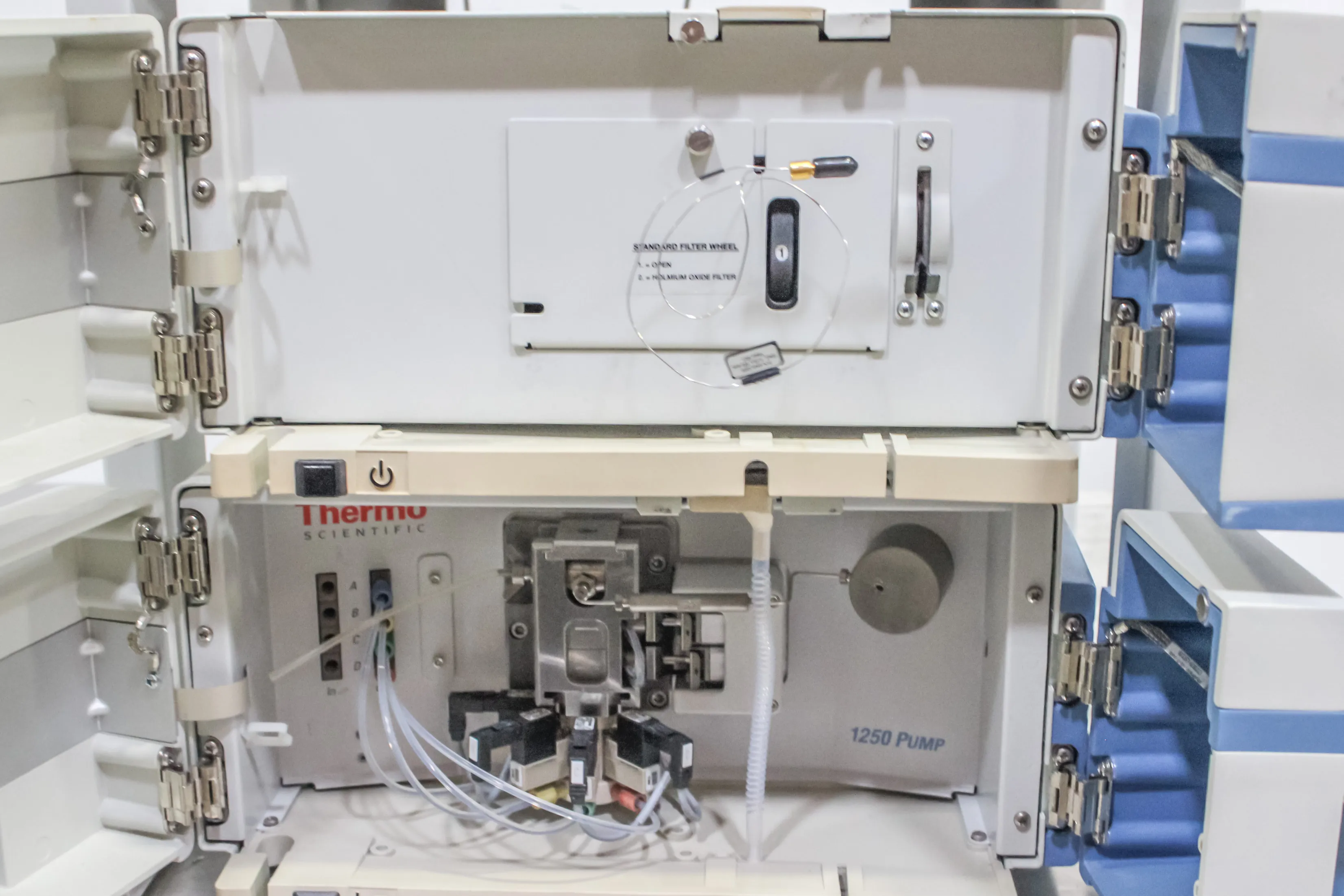 Thermo Accela UHPLC System