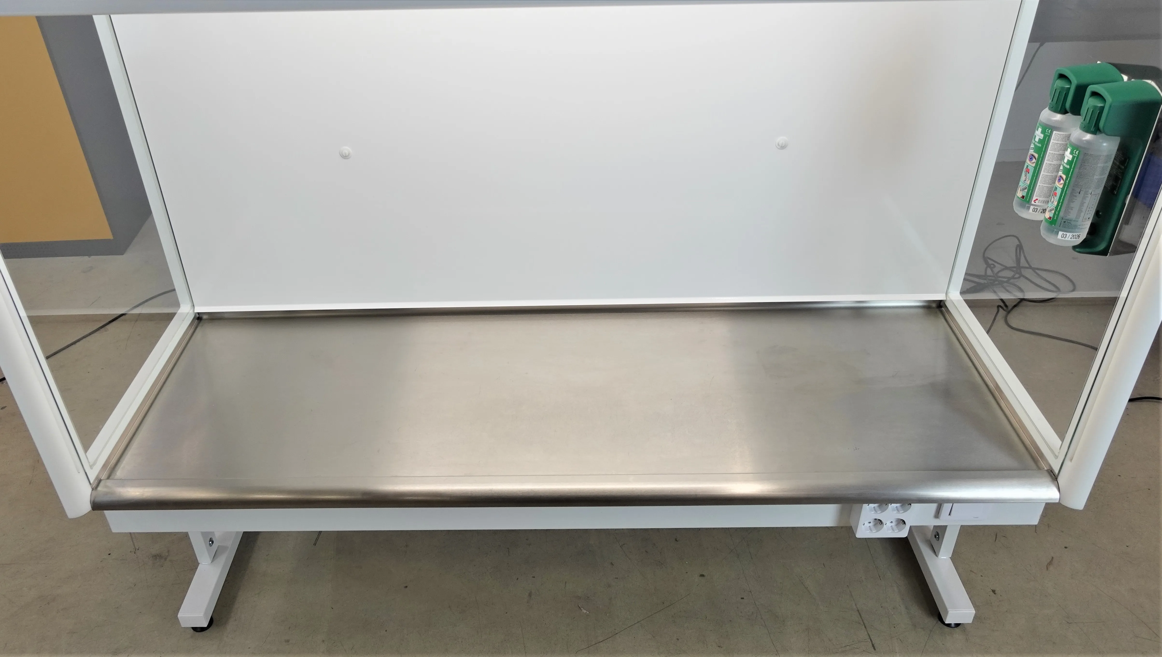 Visu Pro Draft Cabinet 180 cm - Clean Hood / Laminar Flow Hood