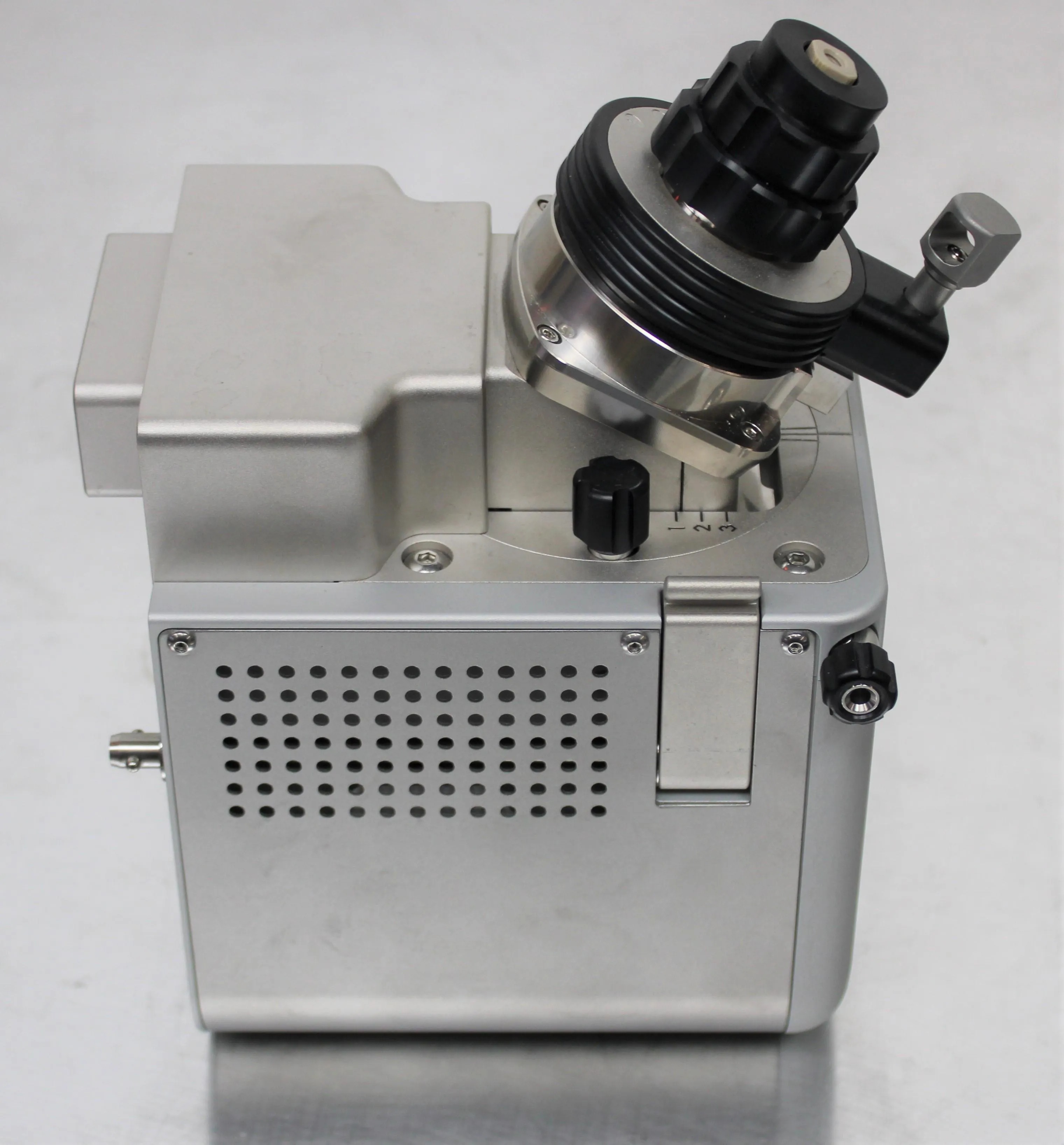 DIS 80111-60470 Mass Spectrometry Accessory Housing for Lab Use France