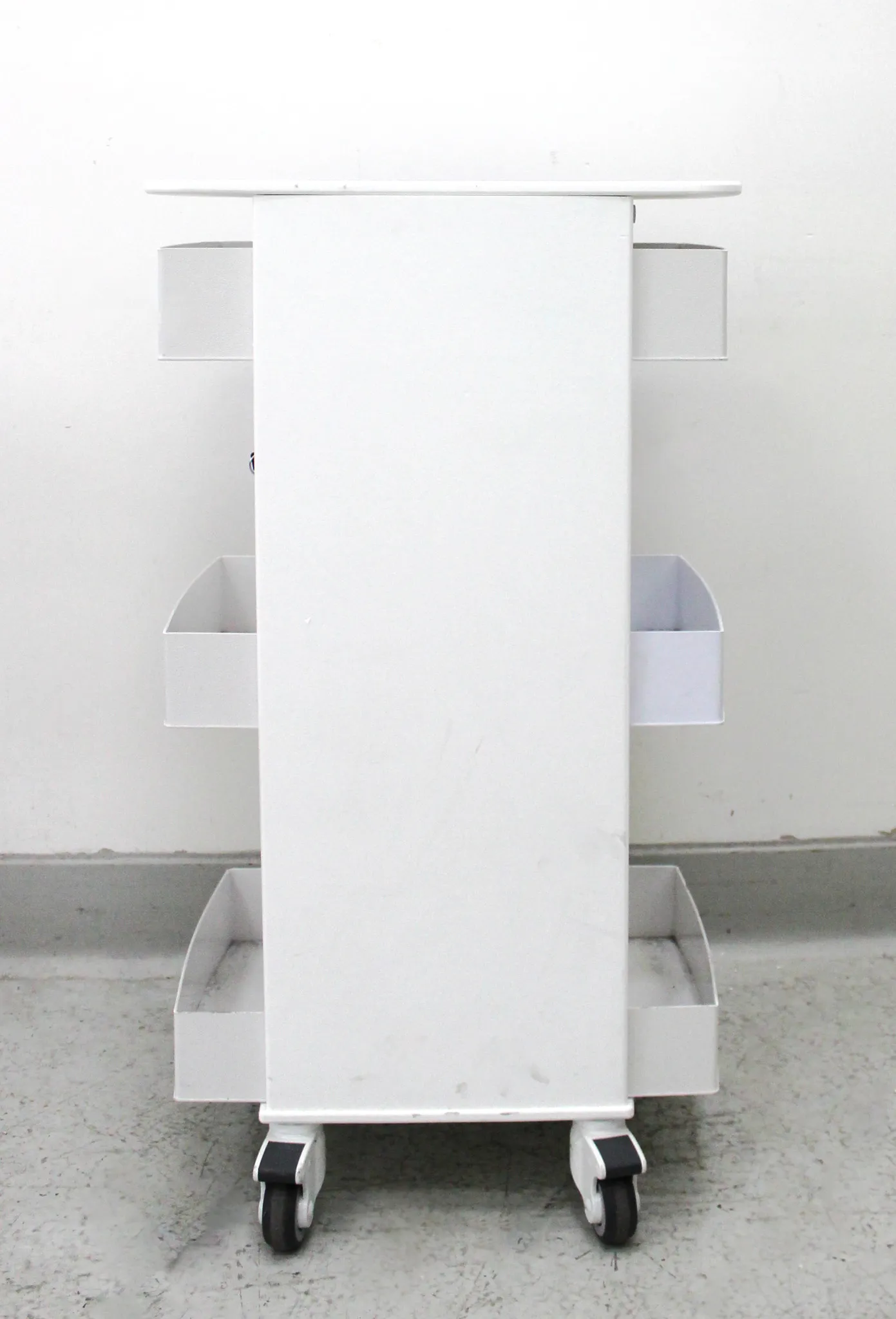 VWR MRI Core DX Lab Cart HDPE