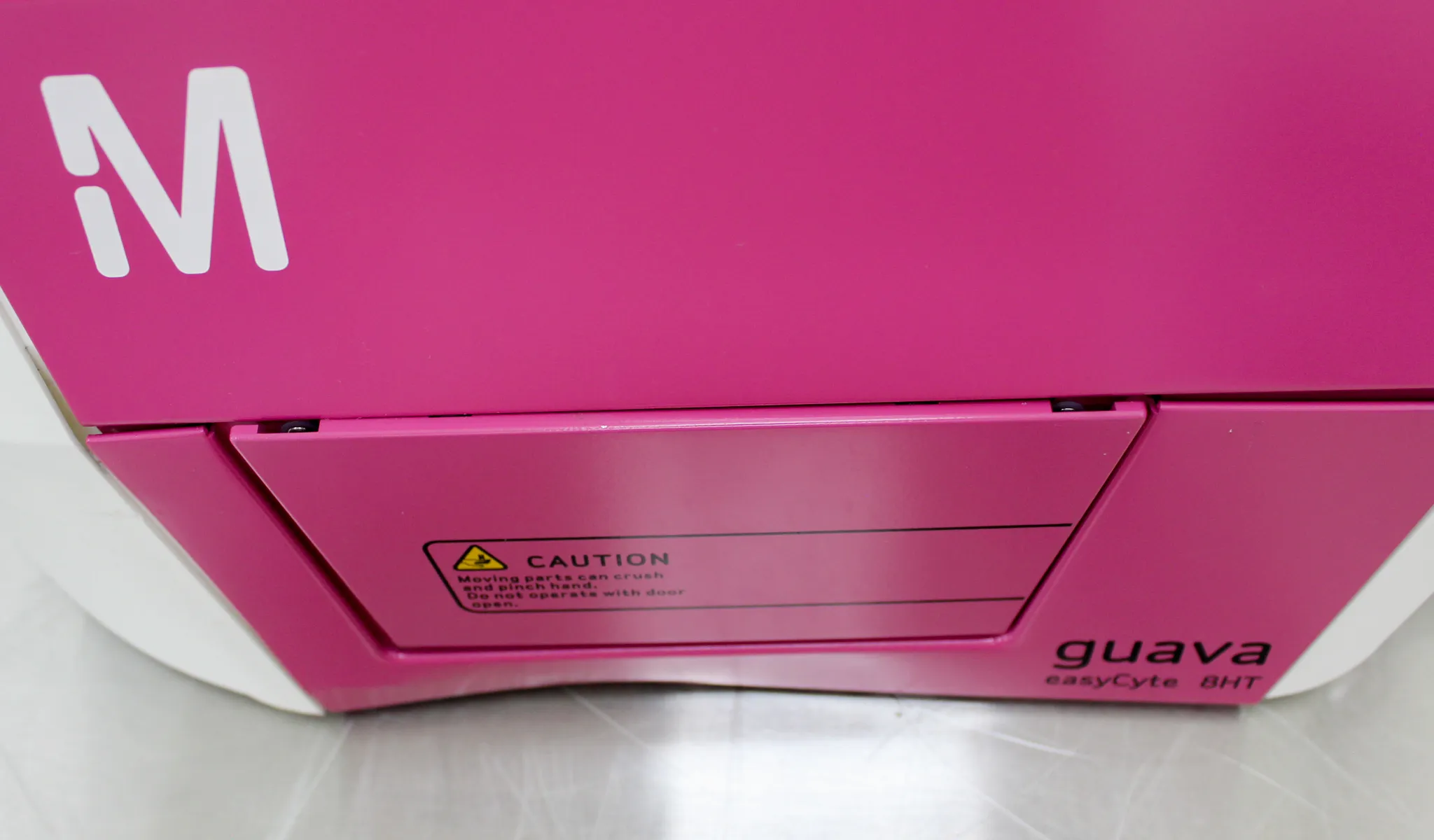 EMD Millipore Guava EasyCyte 8HT Flow Cytometer