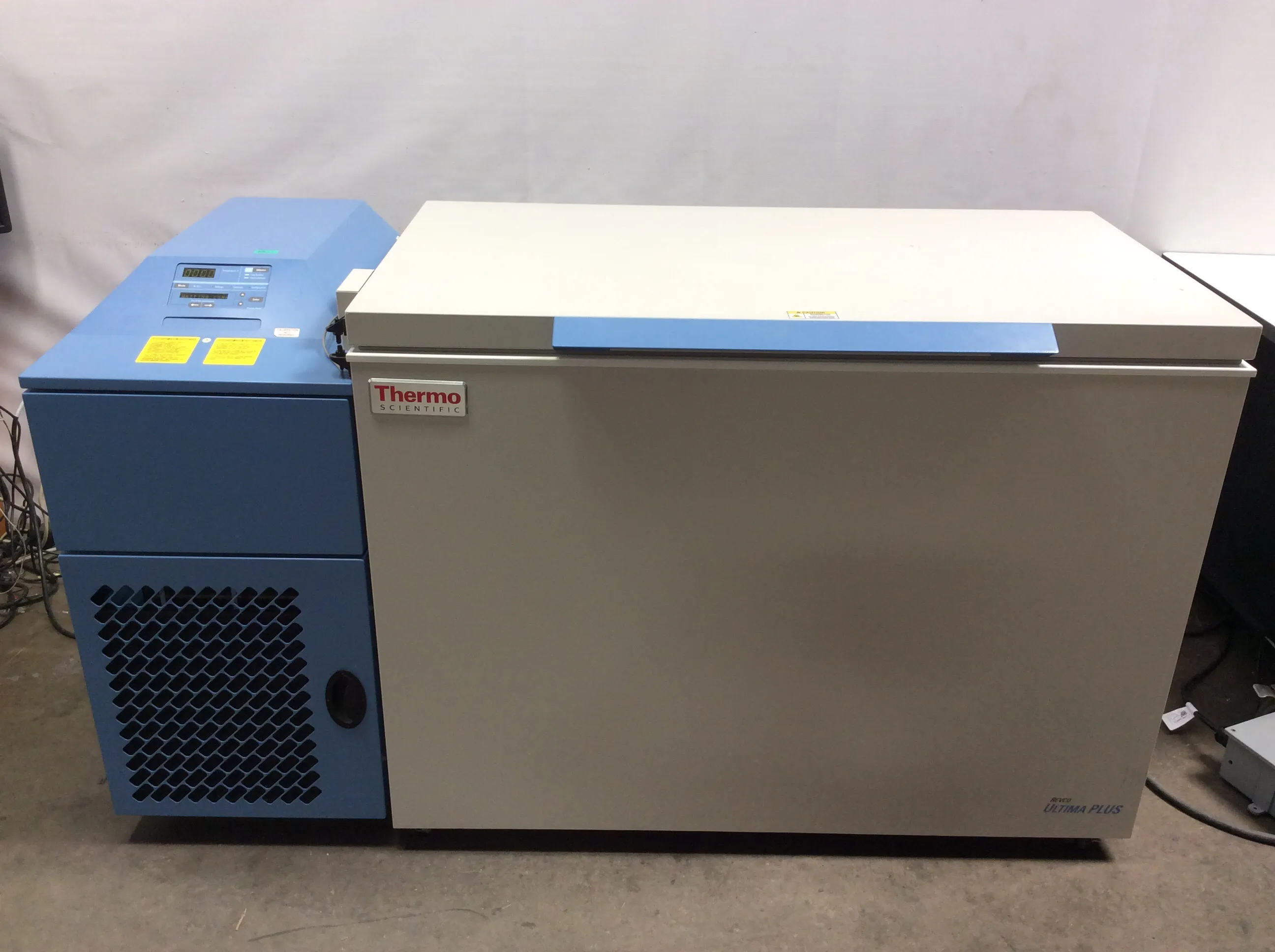 Thermo Scientific Revco Ultima Plus Model 5315 -40c CHEST FREEZER 12.7 ft