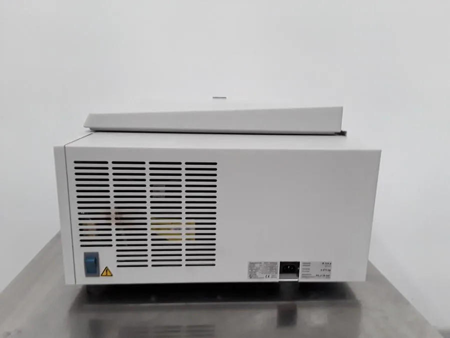 Eppendorf 5810 R Refrigerated Centrifuge - Benchtop Centrifuge