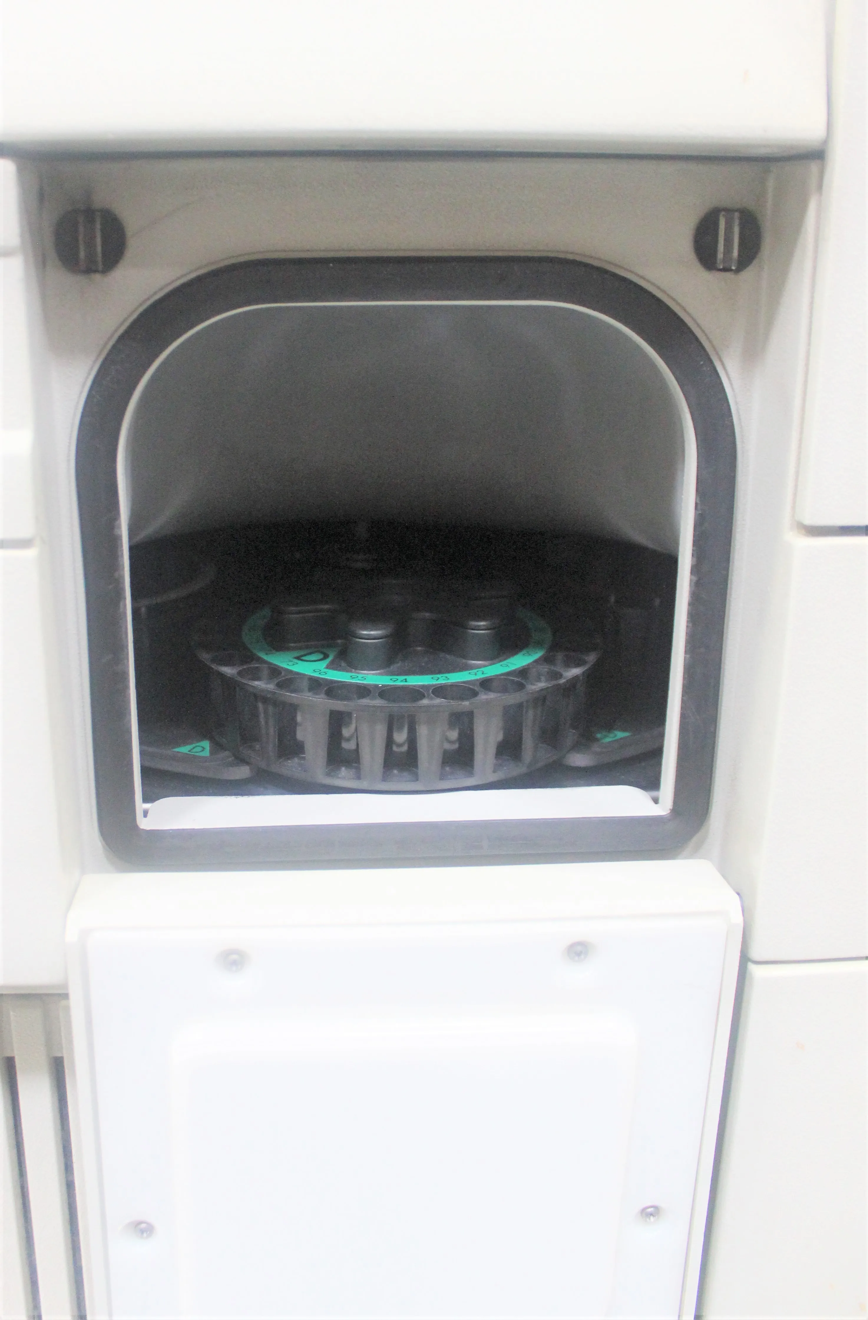 Waters Alliance 2695 Separations Module HPLC / FPLC / GC / CE 240V Class 2 Used 30-Day Warranty