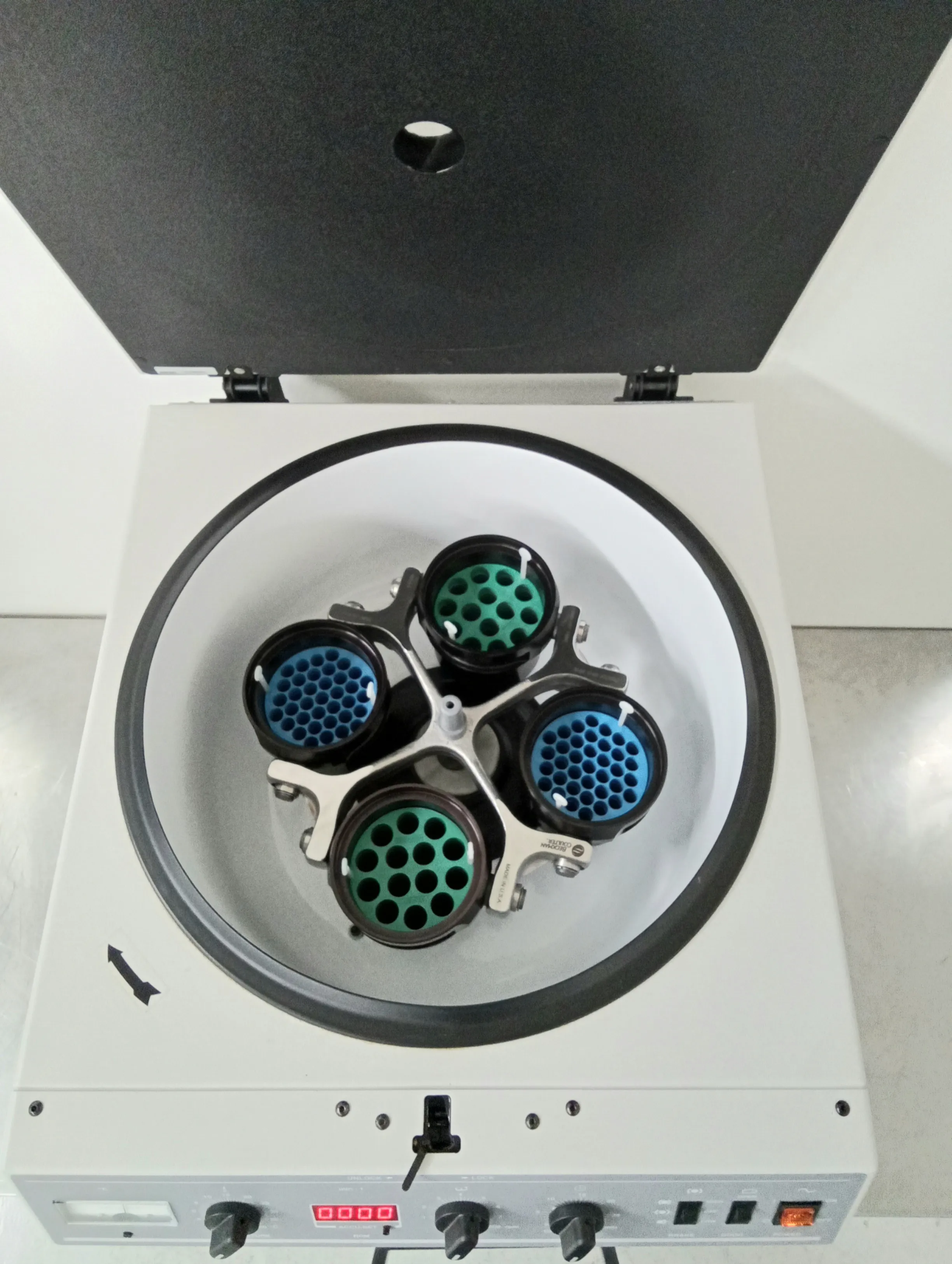 Beckman Coulter Allegra 6KR Refrigerated Centrifuge