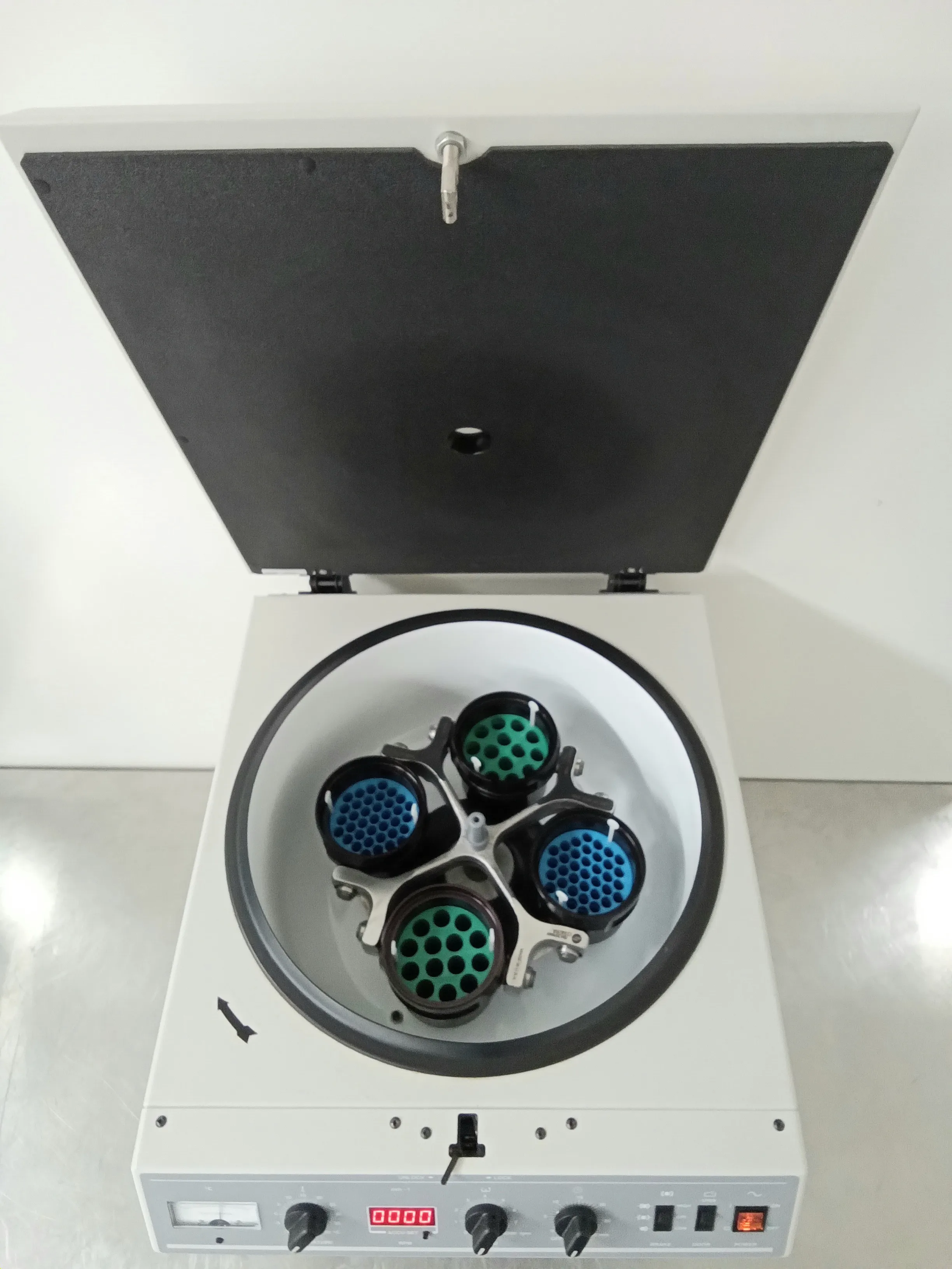 Beckman Coulter Allegra 6KR Refrigerated Centrifuge