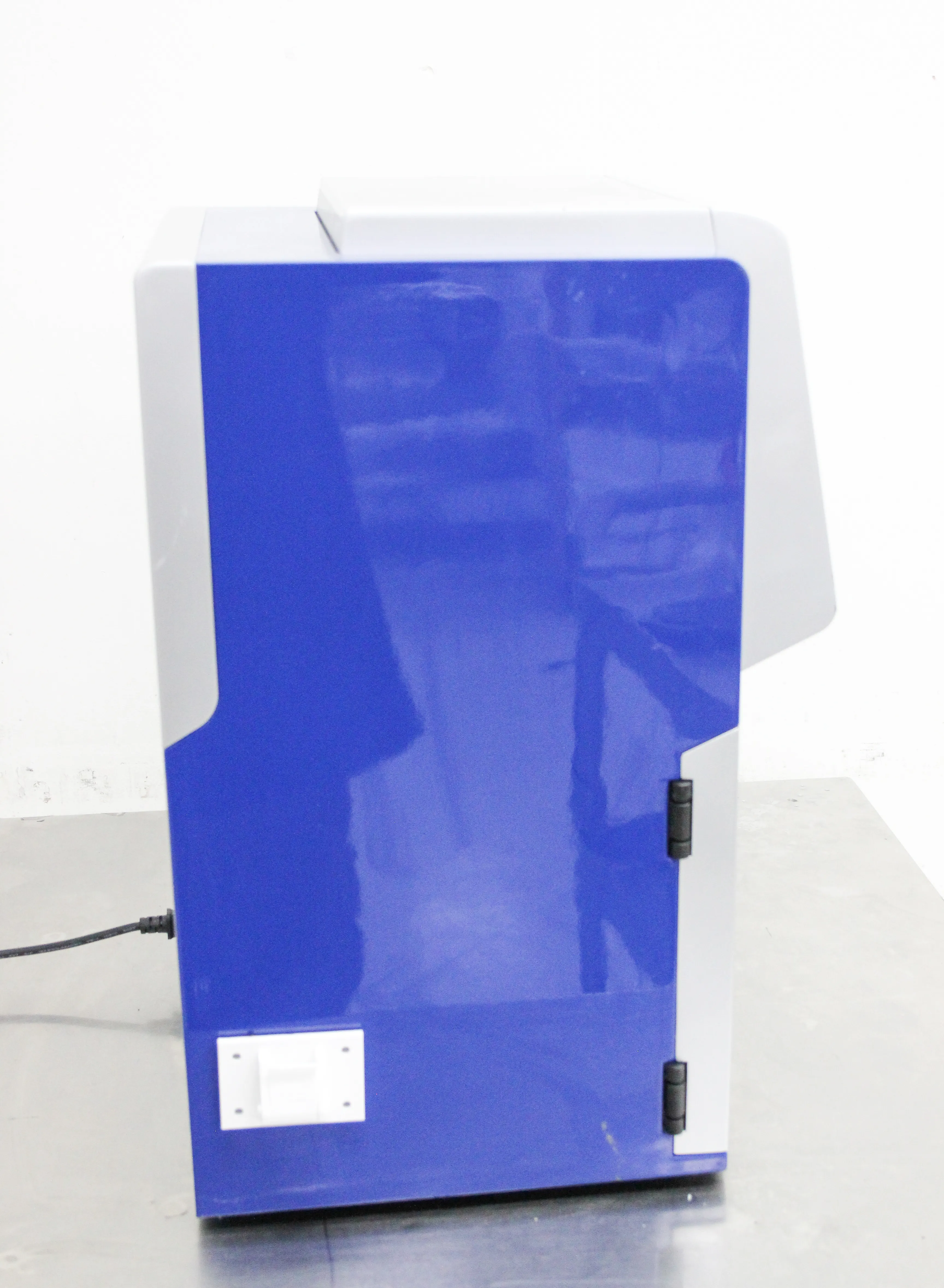 Azure Biosystems C600 Gel Imaging System with 30-Day Warranty