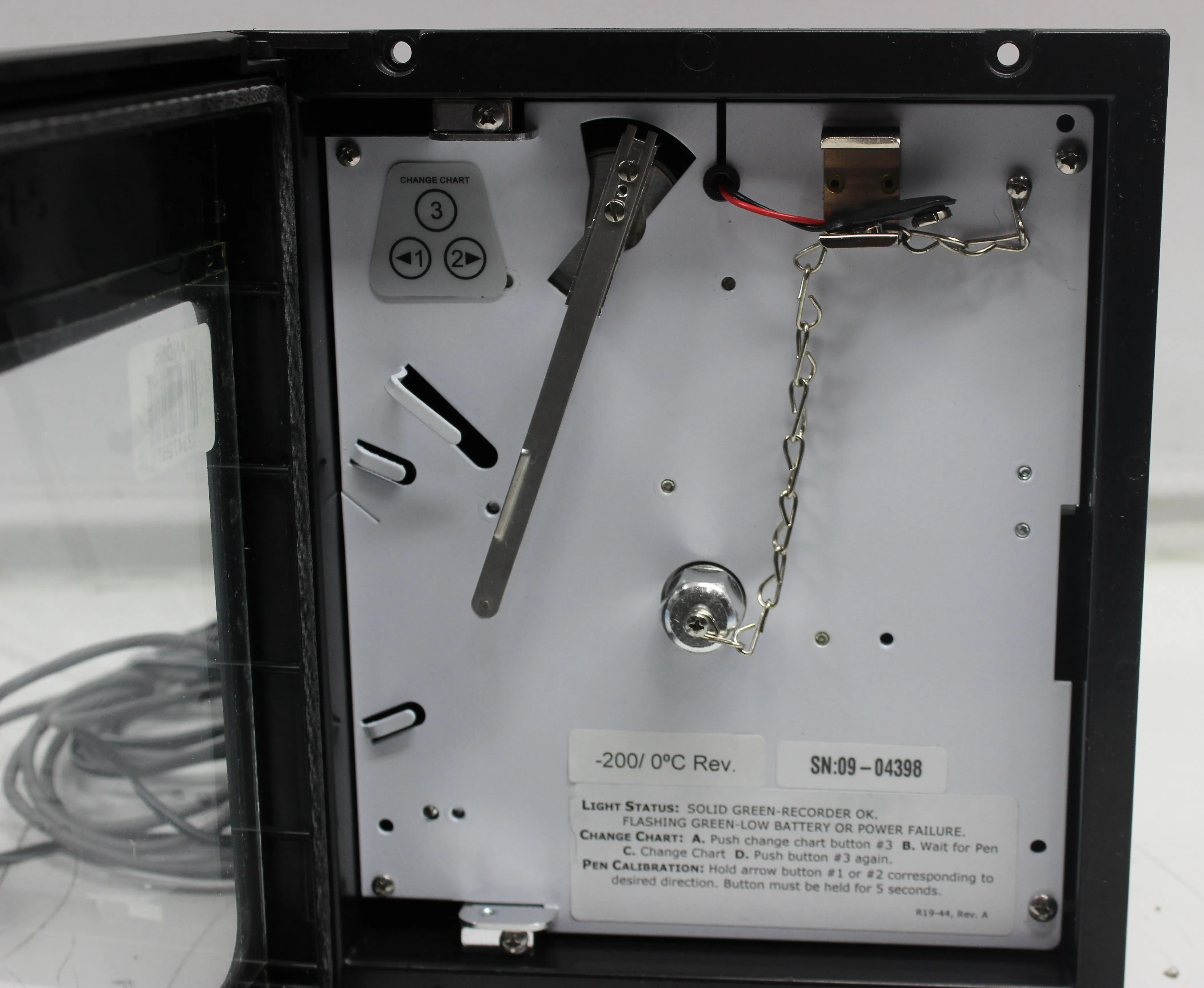 Chart Recorder -200/ 0 C Rev. for Temperature Measurement and Monitoring