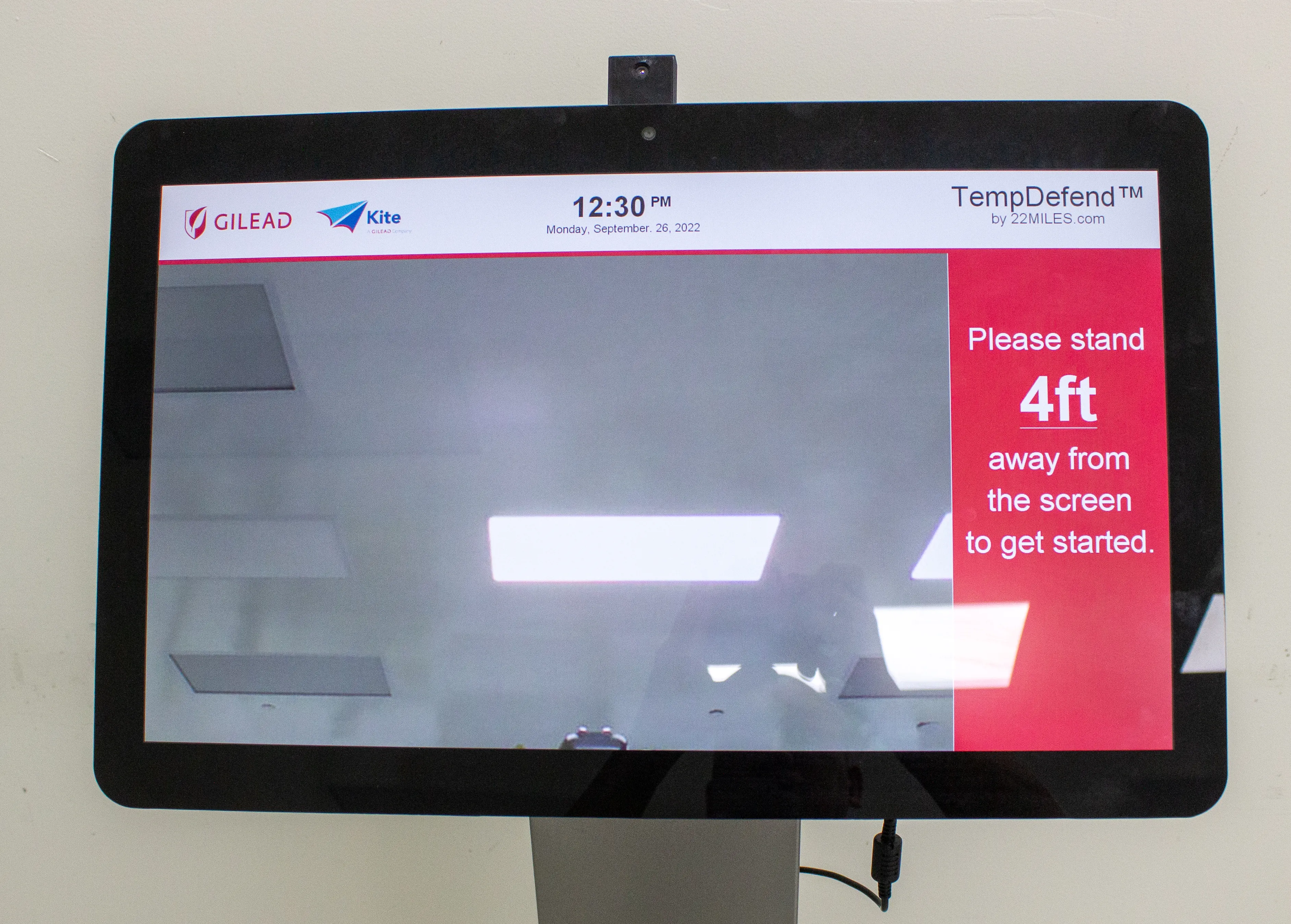 Aopen eTILE-22M-FW-34BT All-In-One Touch Display w/ 22Miles TempDefend Software