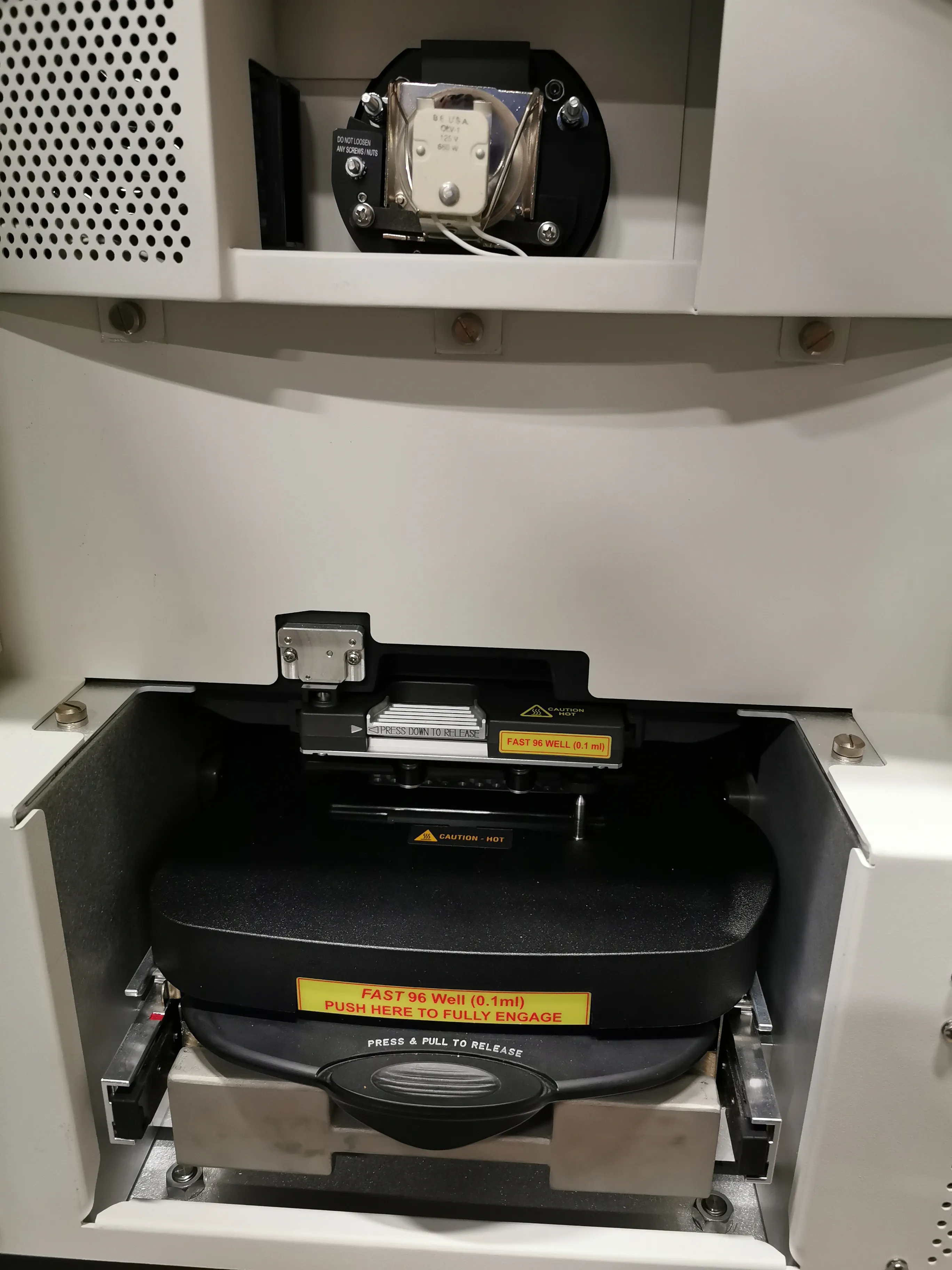 Applied Biosystems - ViiA 7 Real Time PCR System