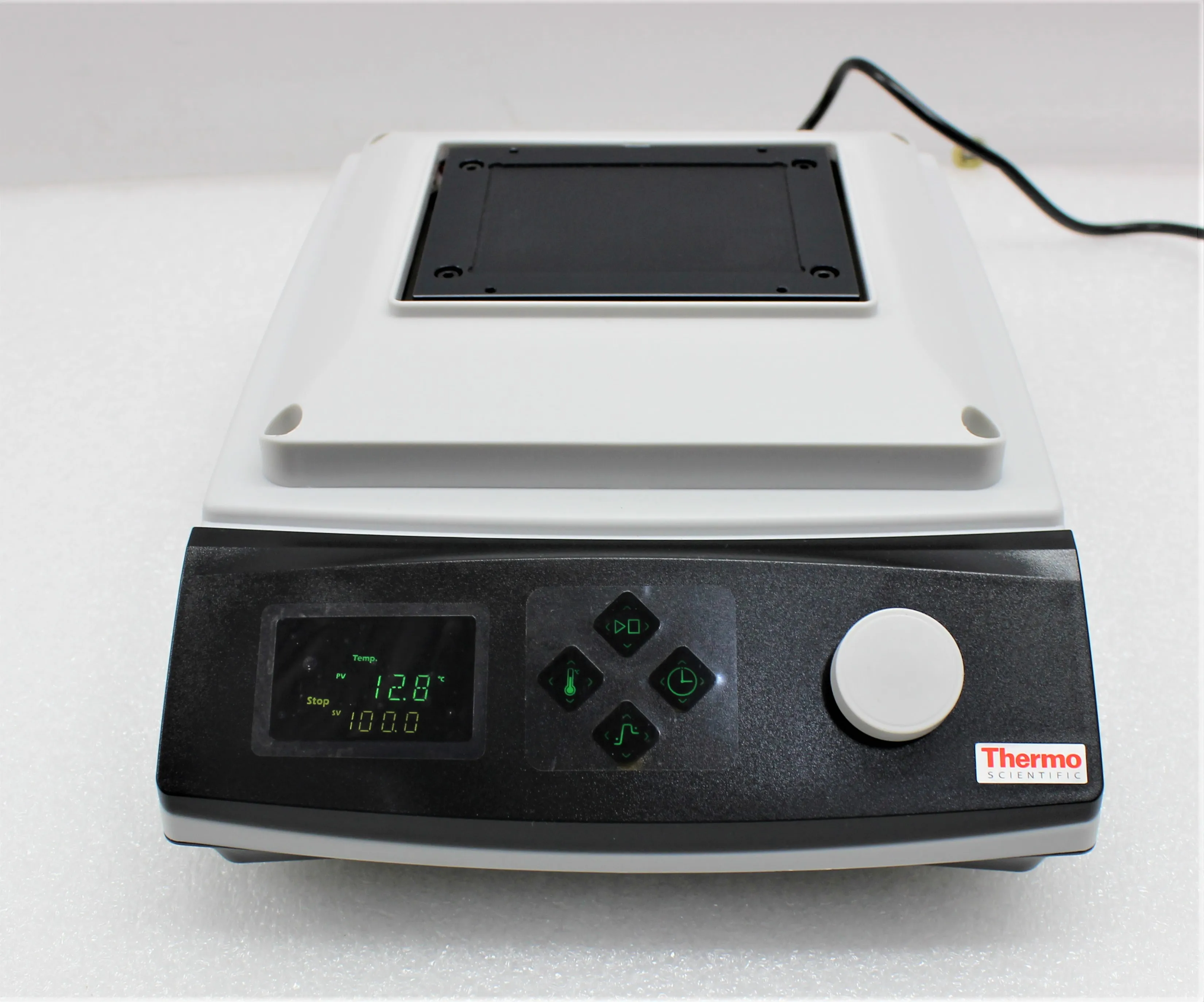 Thermo Scientific Digital Heating Shaking Drybath GCKT28027