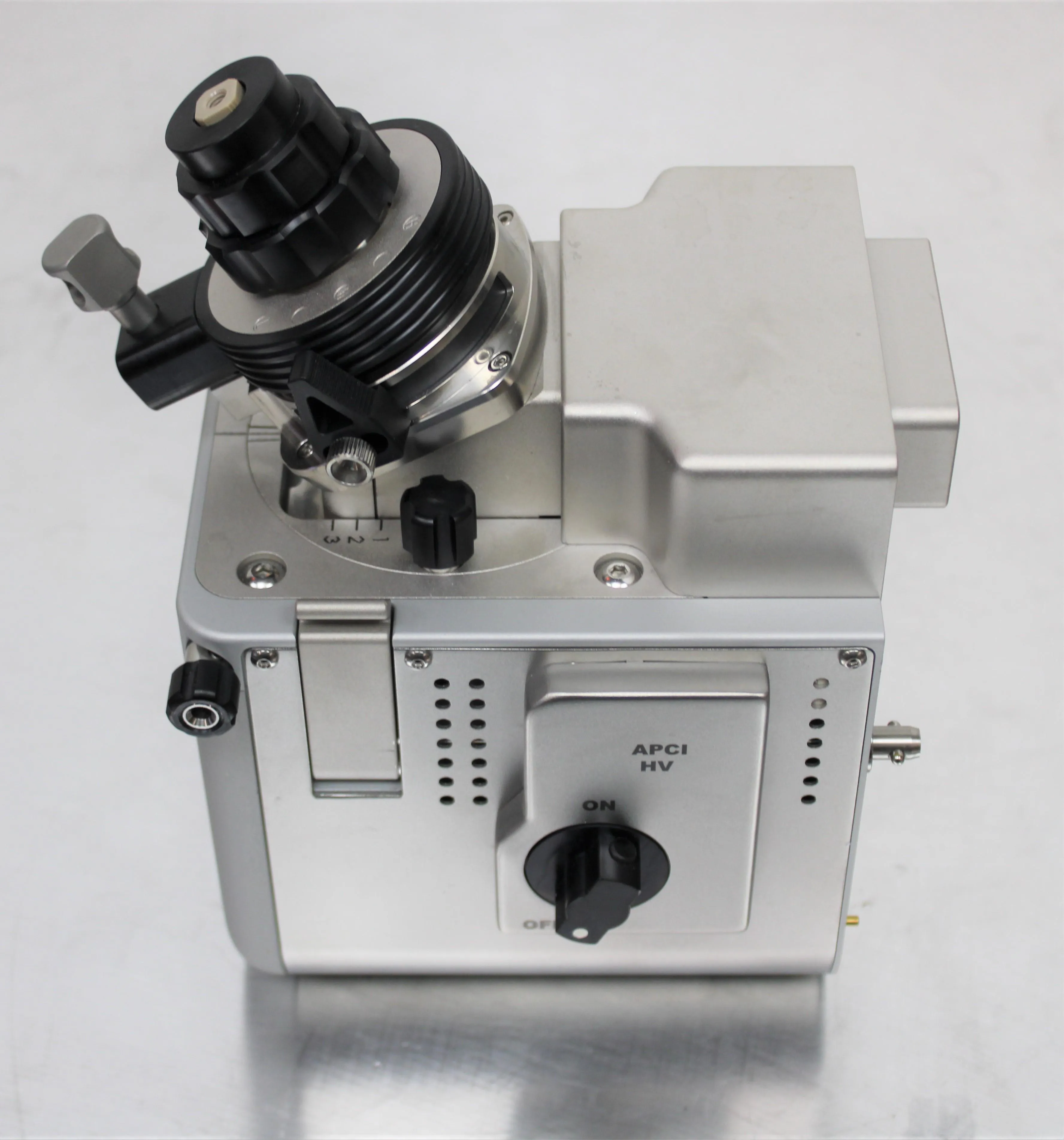 DIS 80111-60470 Mass Spectrometry Accessory Housing for Lab Use France