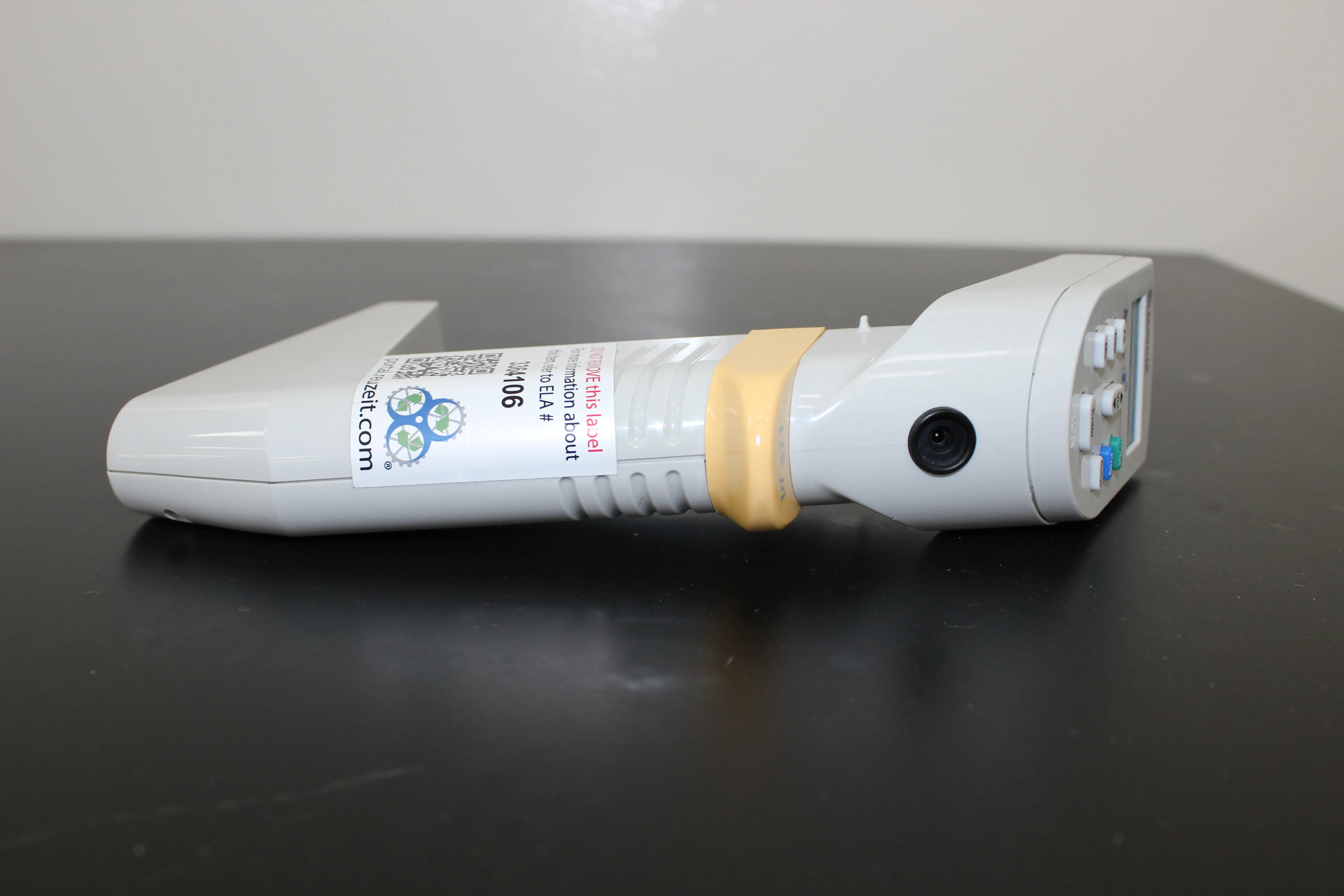 Matrix Impact Multichannel Electronic Pipette