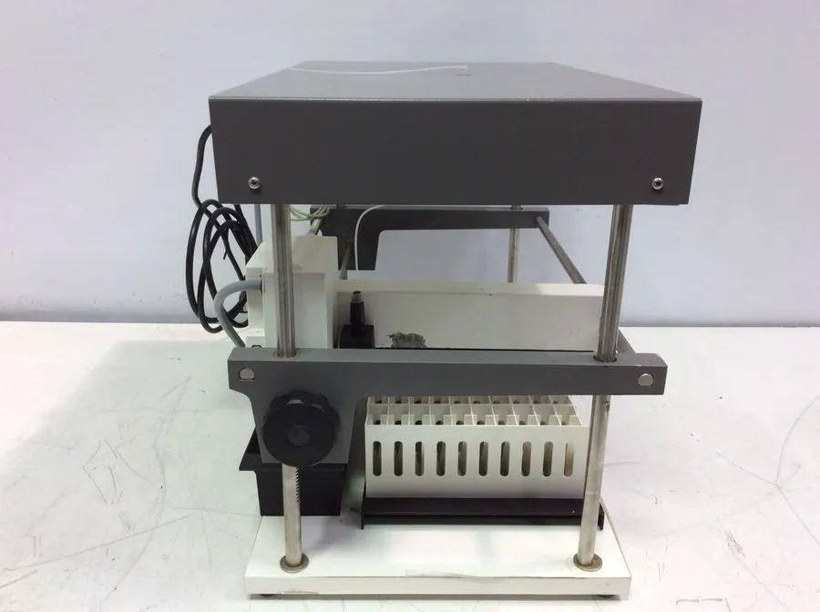 Pharmacia Biotech SuperFrac Digital Fraction Collector HPLC / FPLC / GC / CE