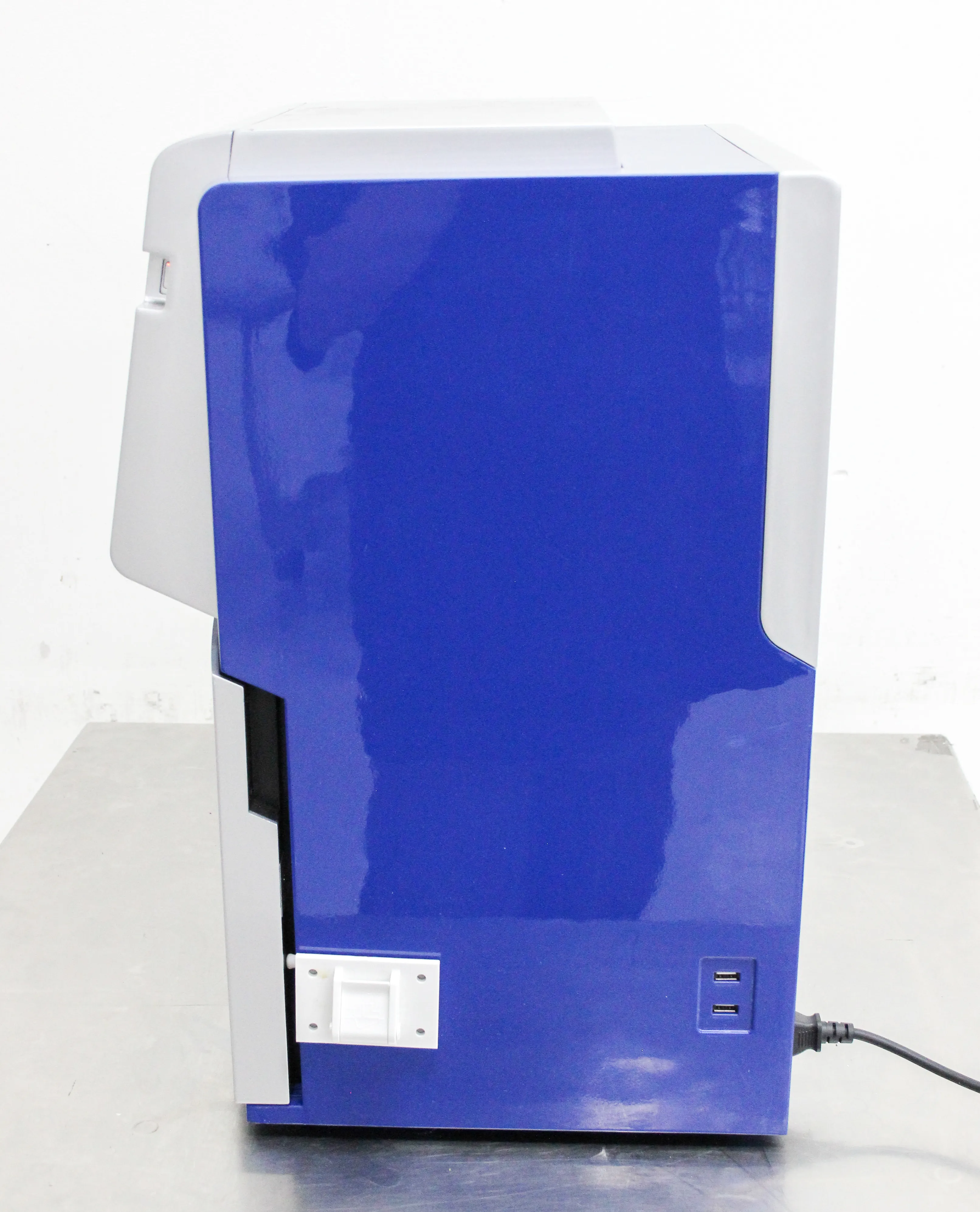Azure Biosystems C600 Gel Imaging System with 30-Day Warranty