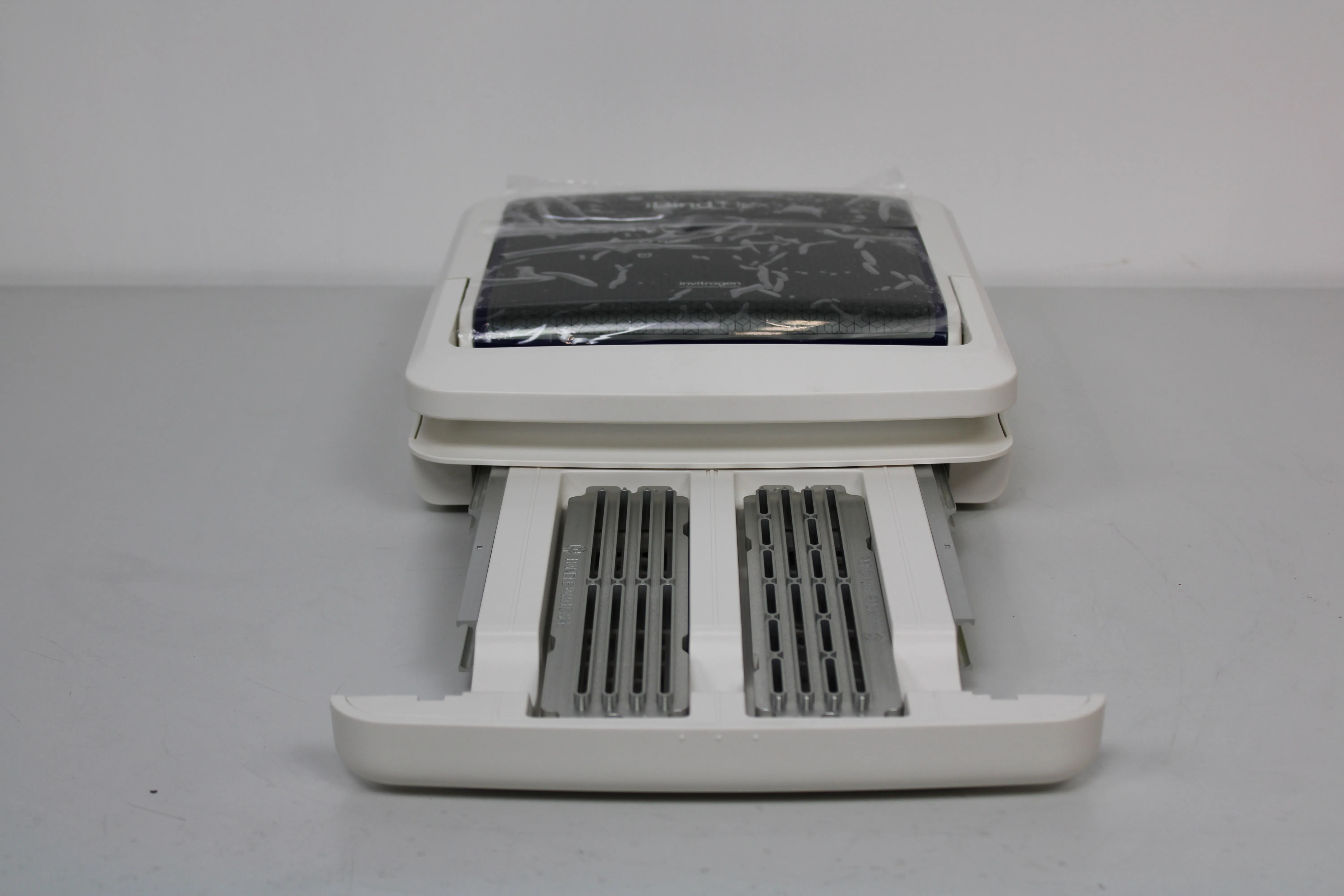 Life Technologies iBind Western Device SLF1000 - Used Laboratory Equipment Analytical Accessory