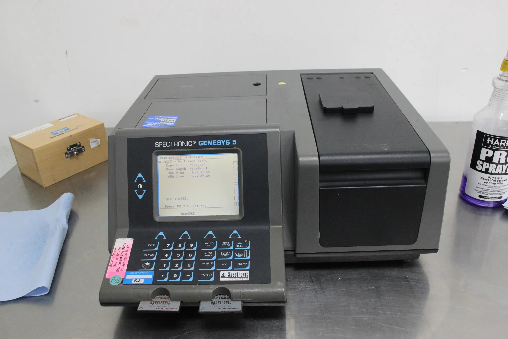 Spectronic Genesys 5 UV/Visible Spectrophotometer CAT# 336001