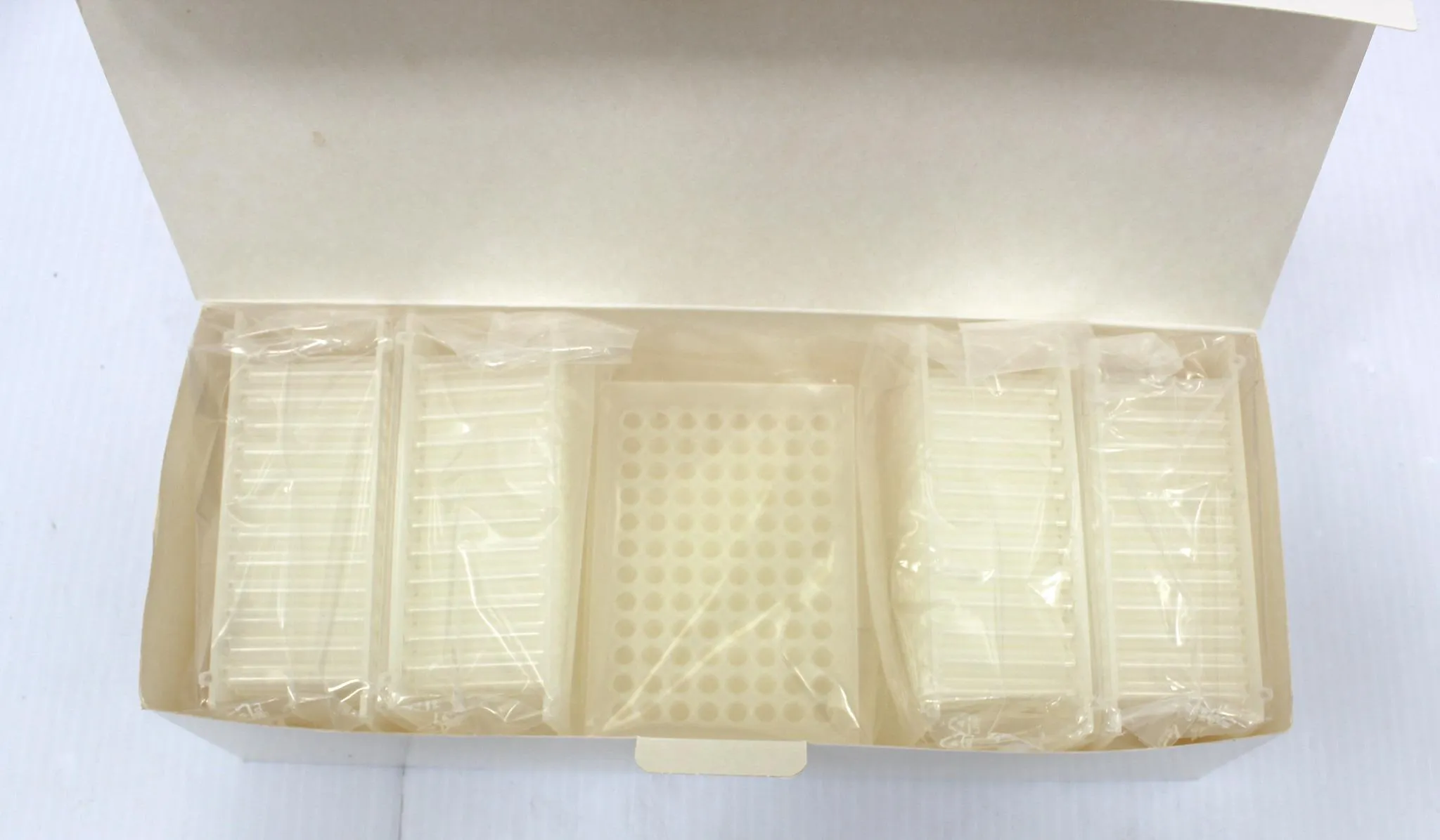 Thermo Scientific King Fisher 96 Tip Comb for DW Magnets 10x10 - 7 Boxes Case of 100 pcs