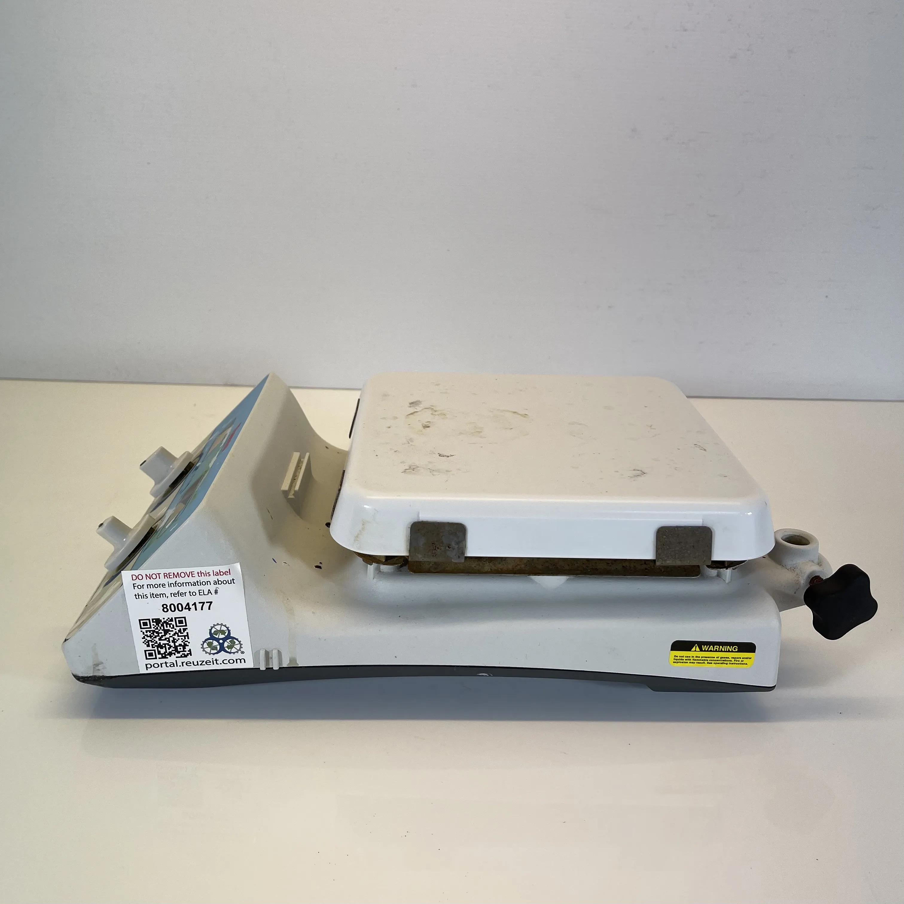 Thermo Scientific SP88857107 Hot Plate Stirrer with Precise Stirring Control