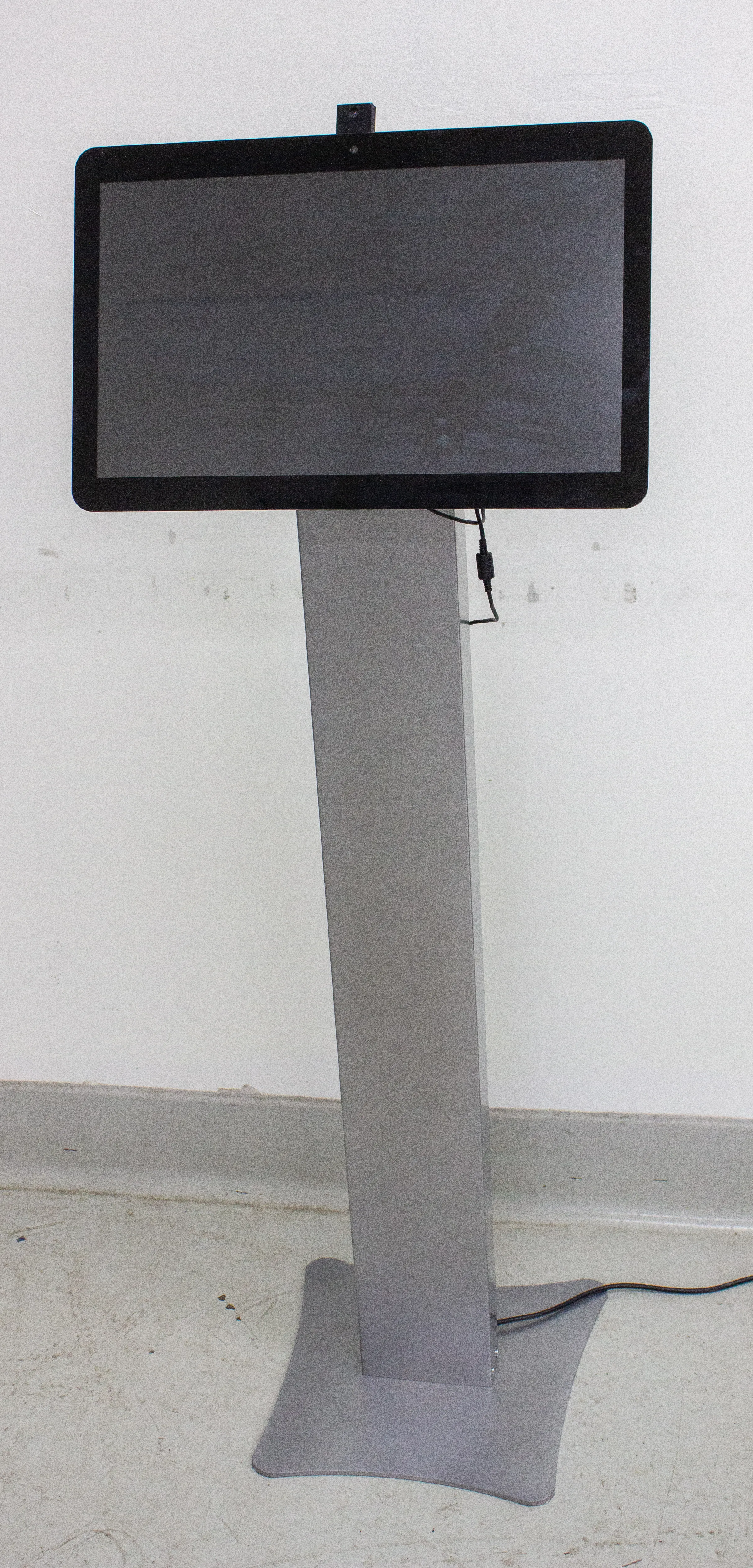Aopen eTILE-22M-FW-34BT All-In-One Touch Display w/ 22Miles TempDefend Software