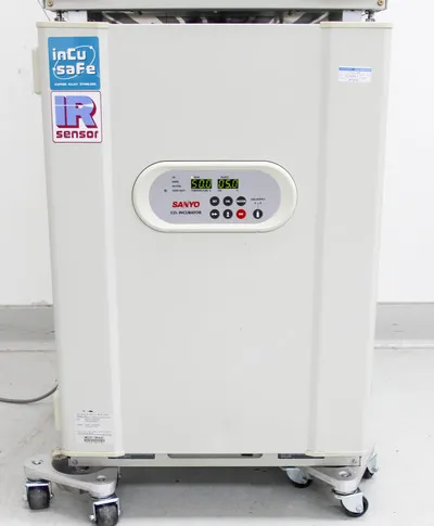 Sanyo CO2 Incubator Model MCO-18AIC Stainless Steel