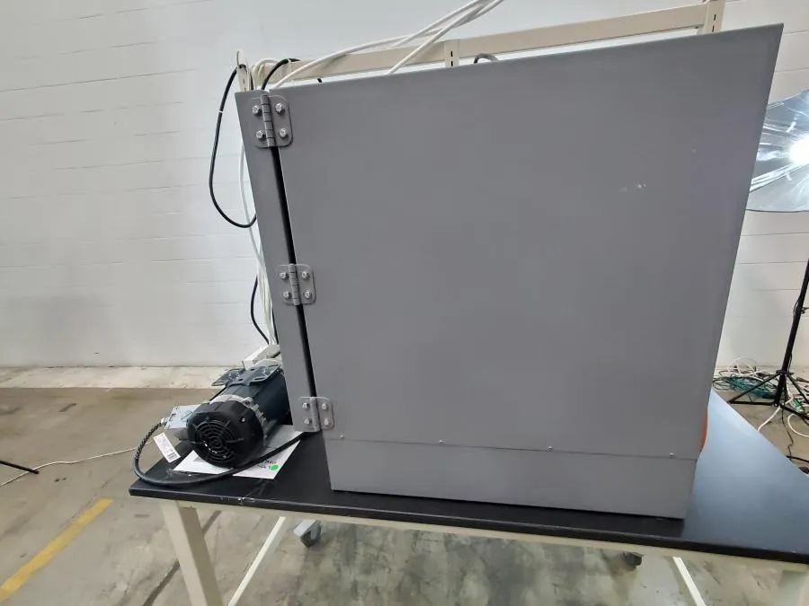 Sheldon Manufacturing Vacuum Oven with Pressure Gauge: SVAC4
