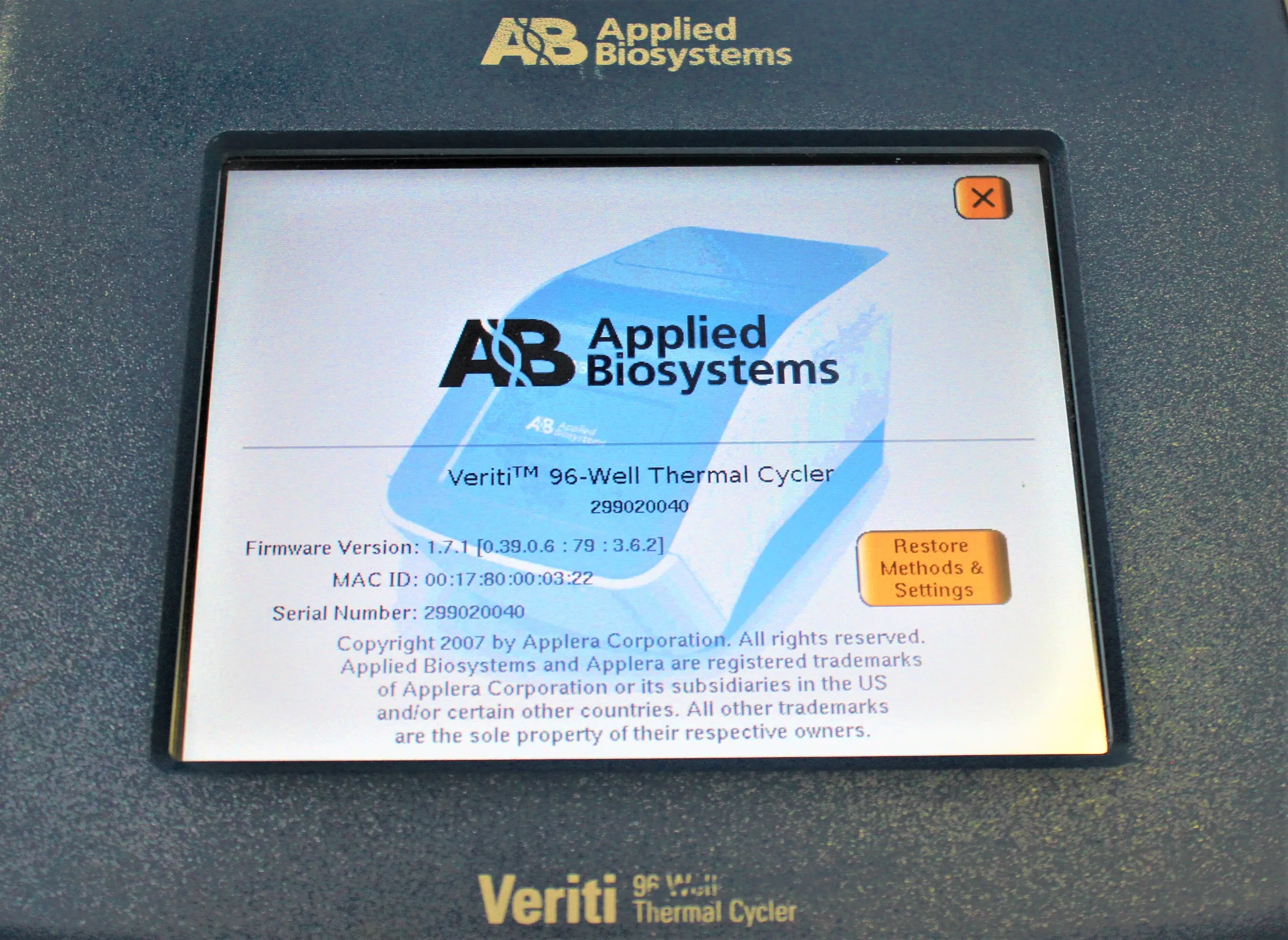 Applied Biosystems Veriti 96-Well Thermal Cycler