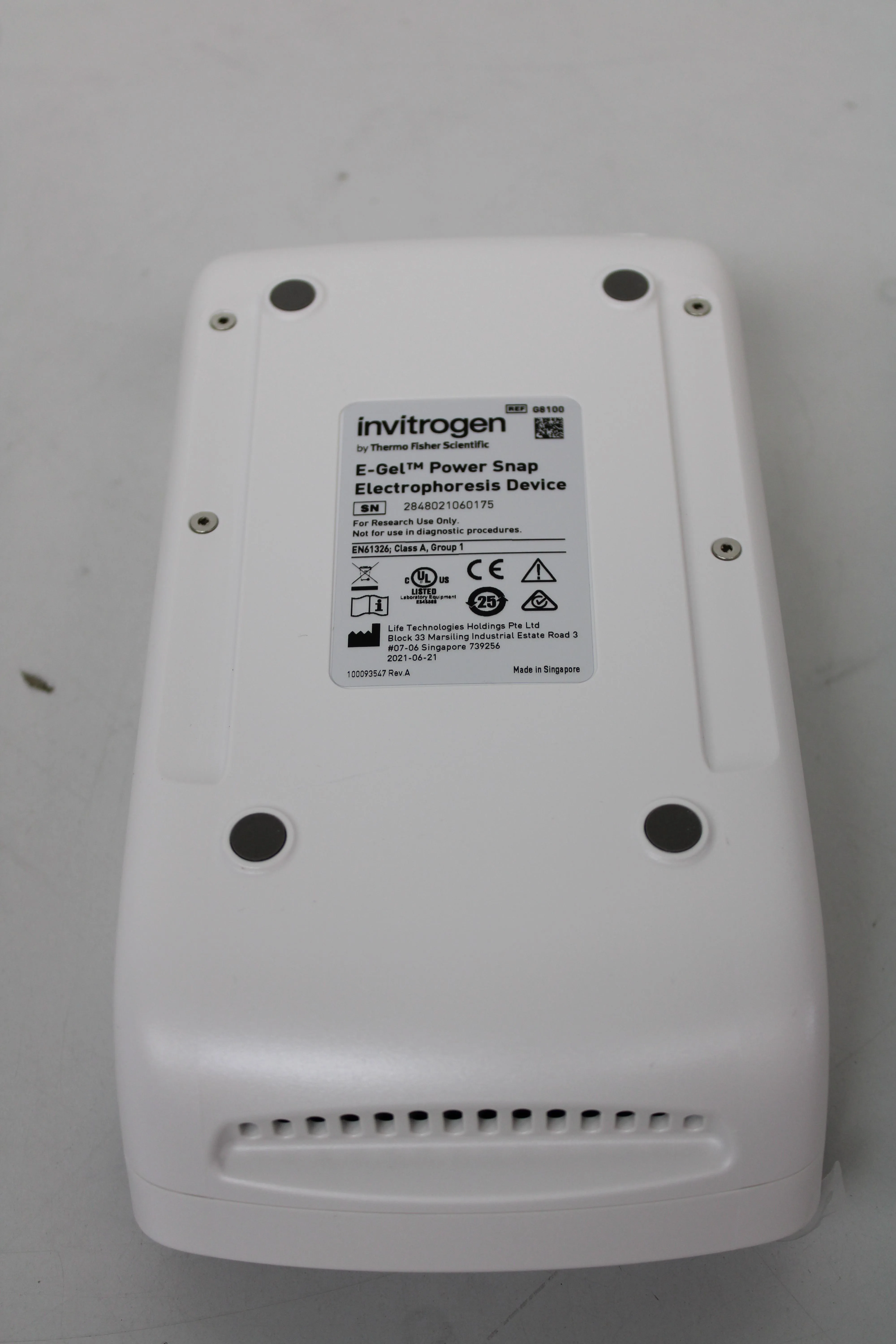 Invitrogen E-Gel Power Snap Electrophoresis Device G8100
